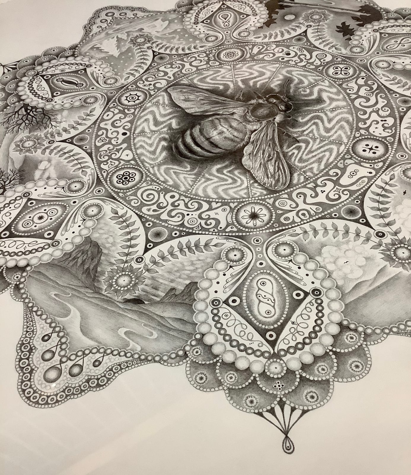 Michiyo Ihara, Snowflakes #99 "Pollinator", 2013