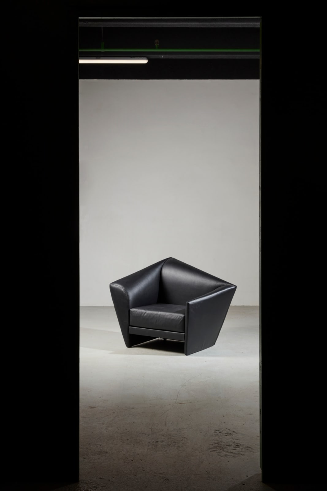 Paolo Pallucco & Mireille Rivier, Fauteuil Lily of the wind, Ca. 1987