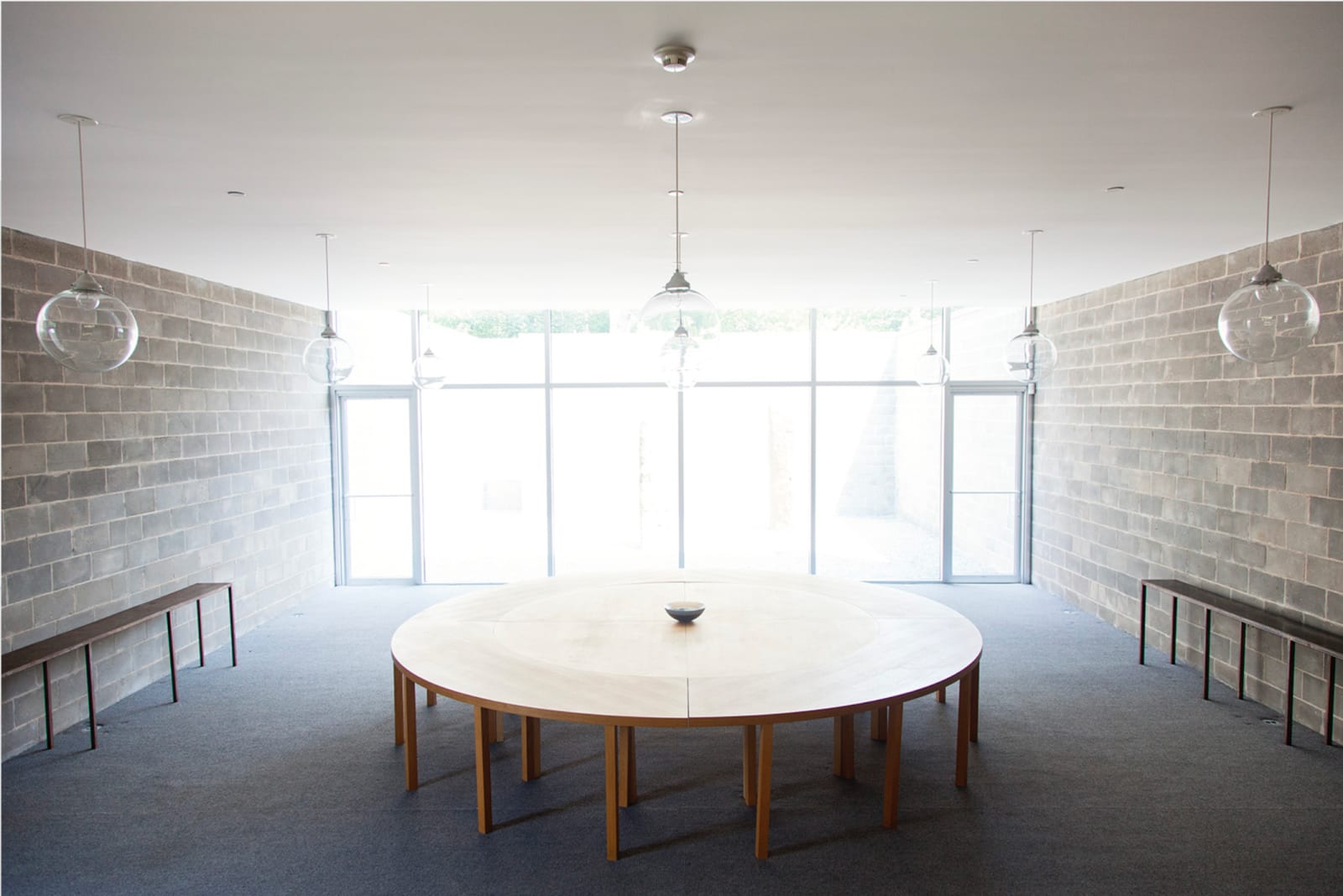 Robert Wilson, Table et 4 chaises Hamletmachine, 1986