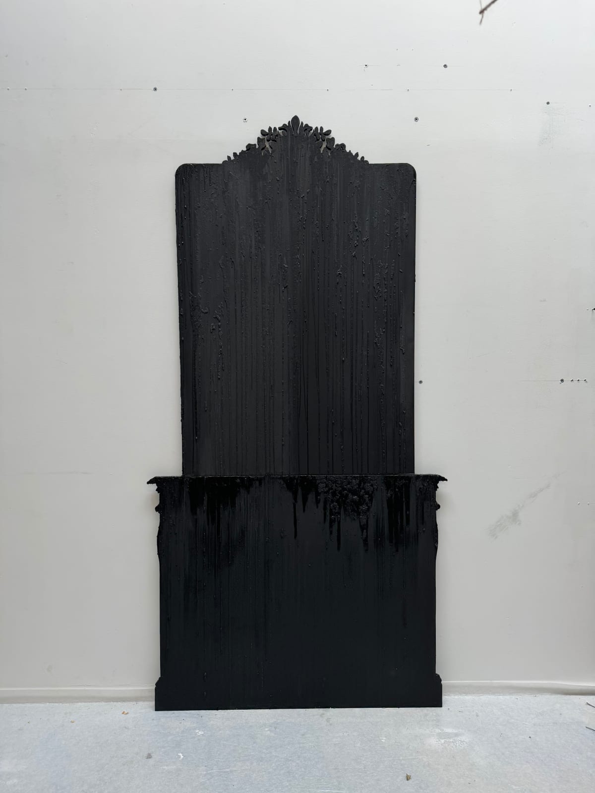 Mathias Kiss, Watch you burn, 2024
