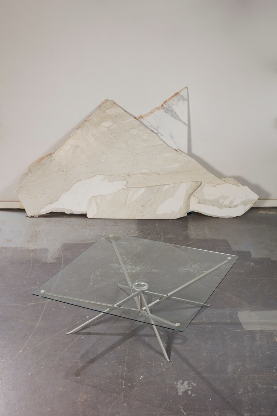 Paolo Pallucco & Mireille Rivier, Table basse Hero's muscles, Ca. 1989