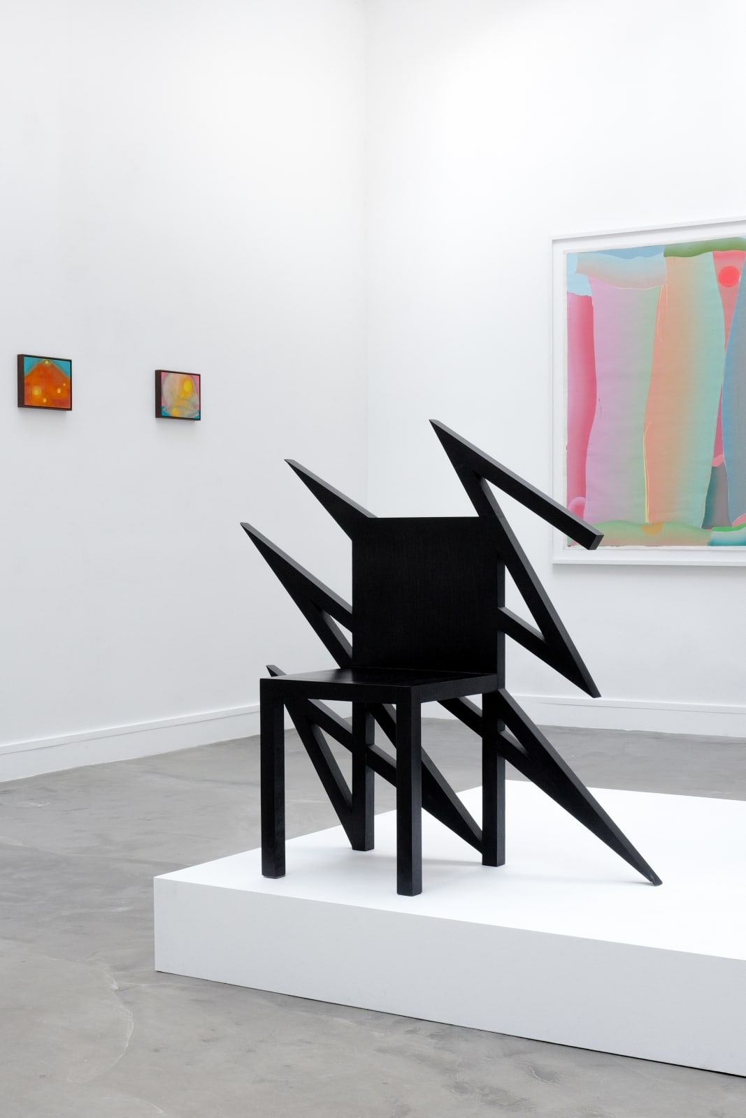 Paolo Pallucco, 100 sedie in una notte, Sedia 6- Sedia da temporale fulminata alle spalle, 1990