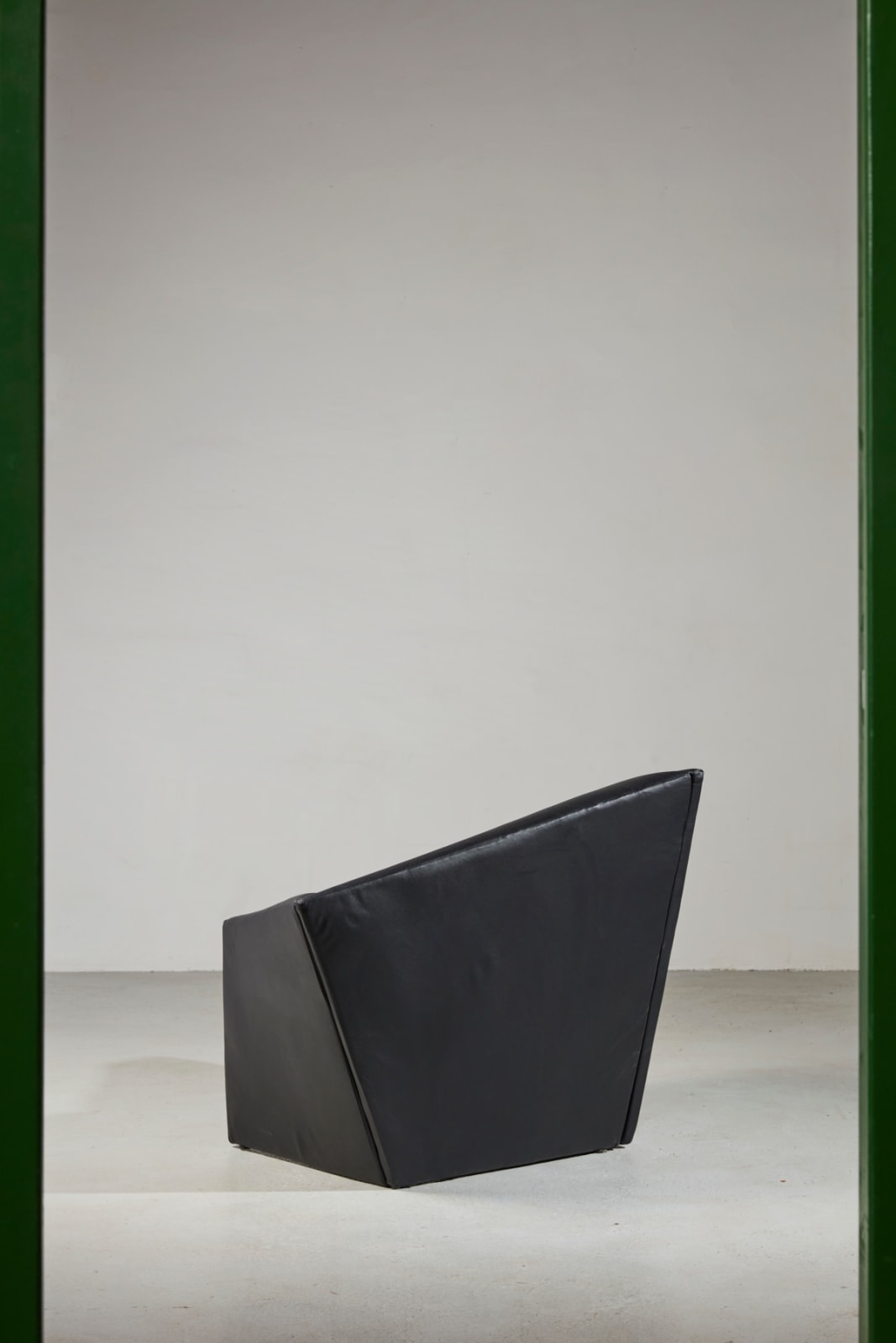 Paolo Pallucco & Mireille Rivier, Fauteuil Lily of the wind, Ca. 1987