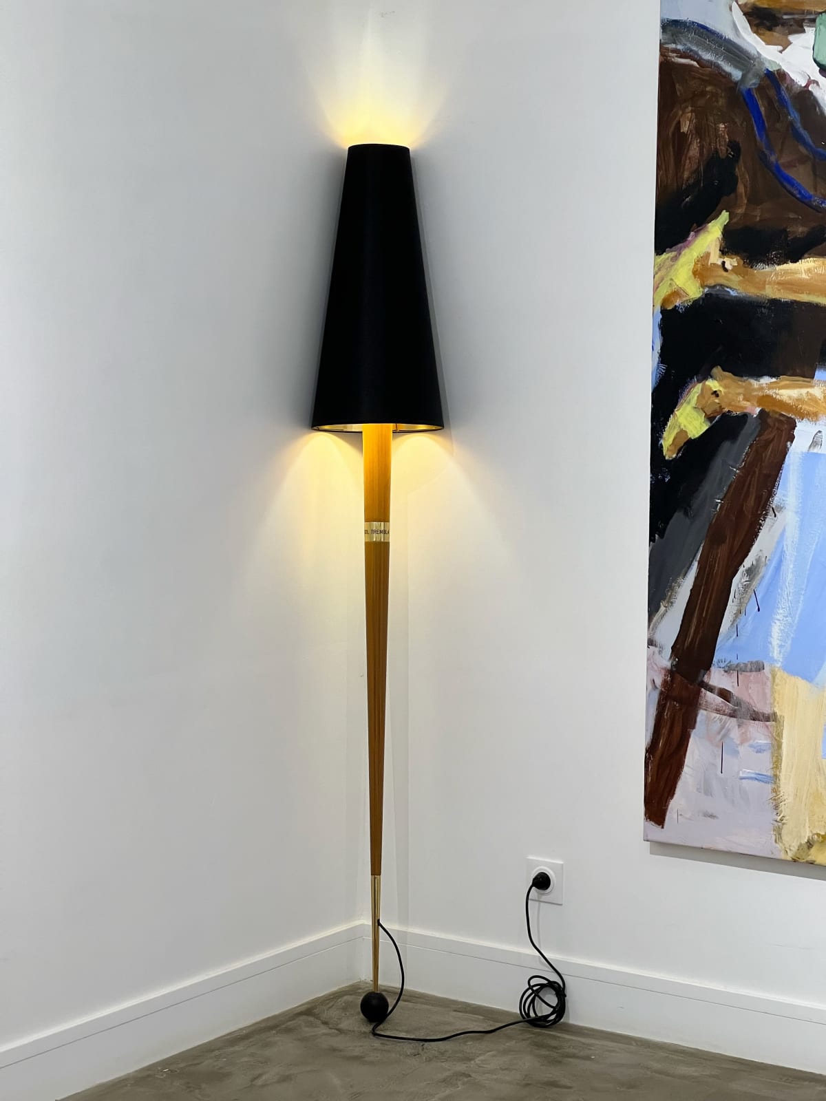 Philippe Starck, Lampadaire Soudain le sol trembla, Ca. 1981