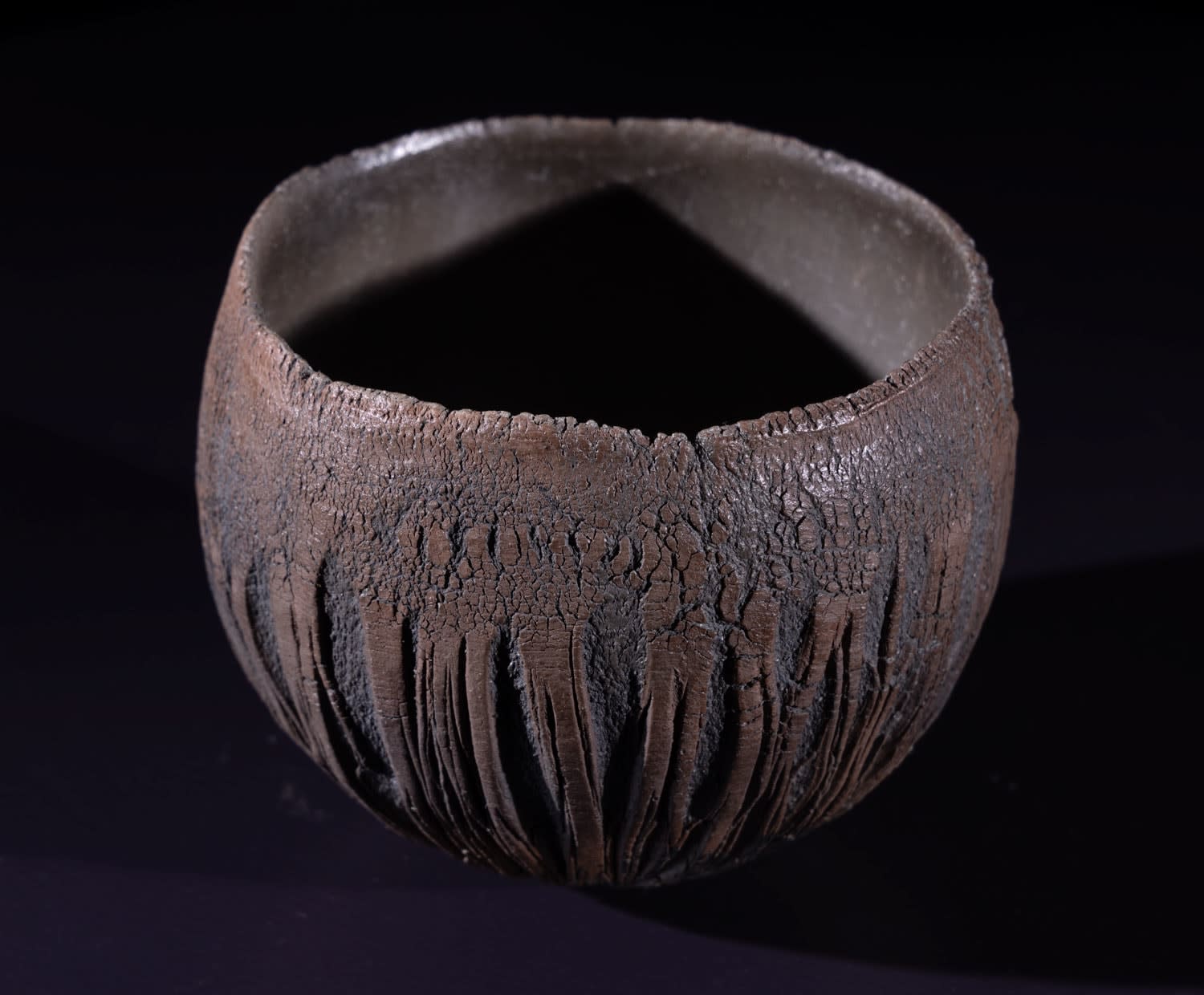 Patricia Shone, Township bowl Boreaig - vertical texture, 2023