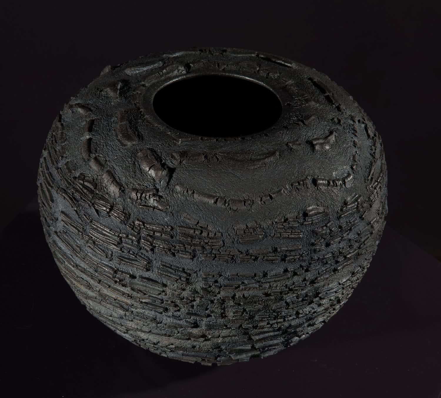 Patricia Shone, Strata Jar, 2022