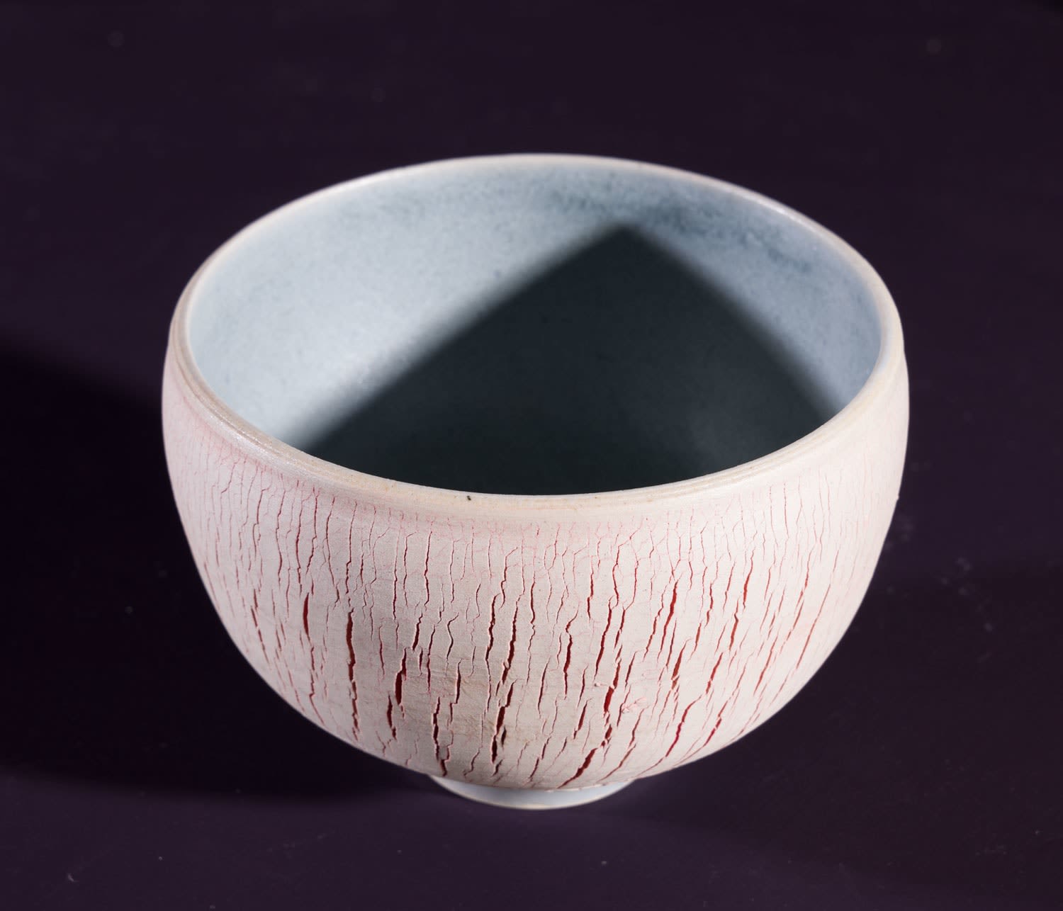 Allison Weightman, Grey Pot i, 2024