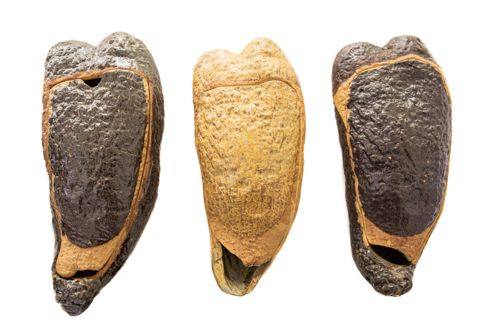 Ozioma Onuzulike, Yam Bodies I (three pieces ensemble - locked), 2019