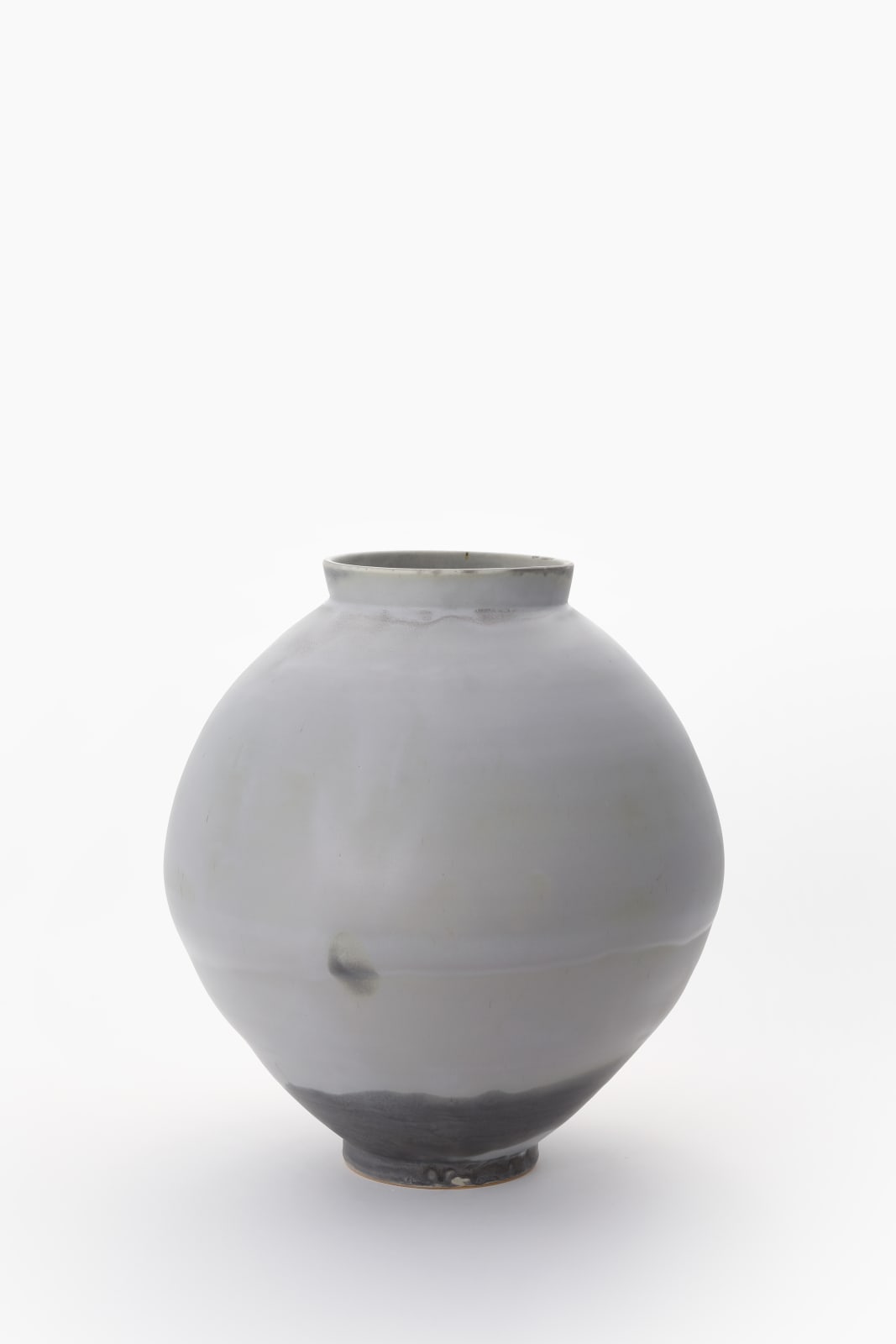 Kim Pan-ki, Moon Jar, 2024