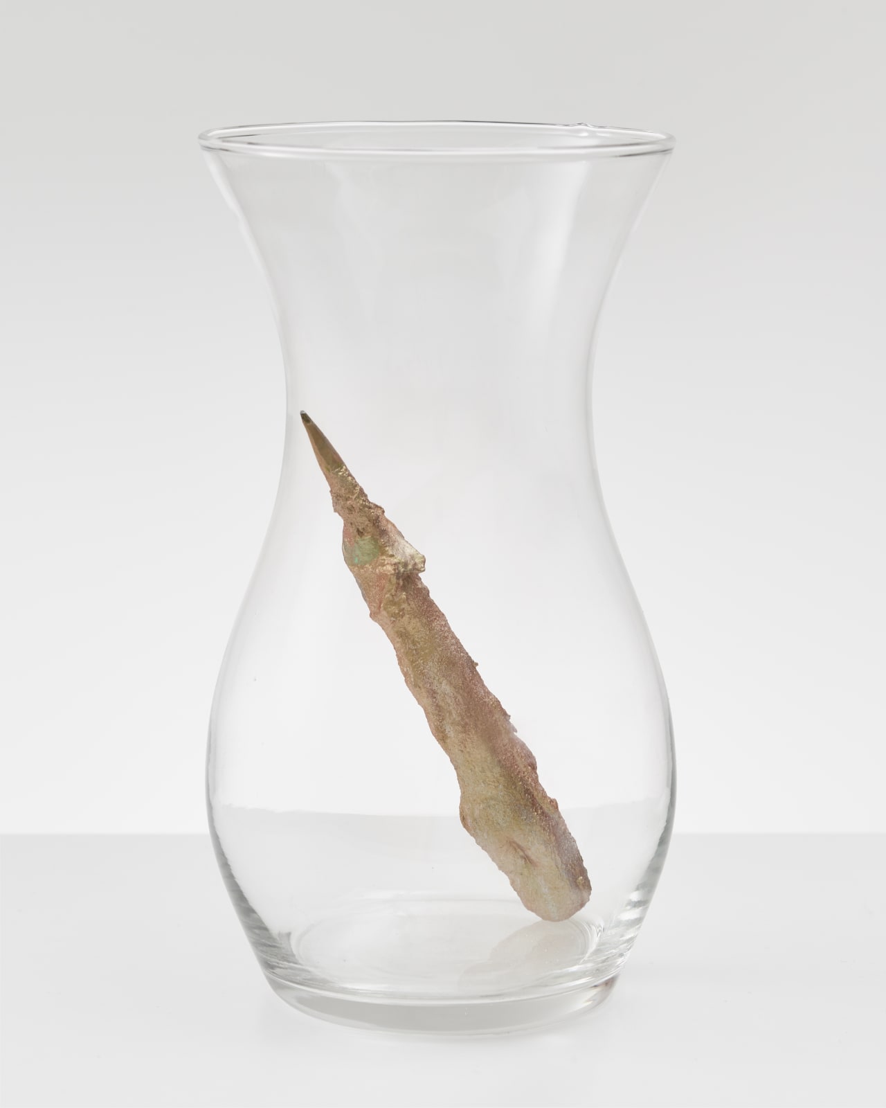 Rachel Harrison, Gold Pencil, 2016