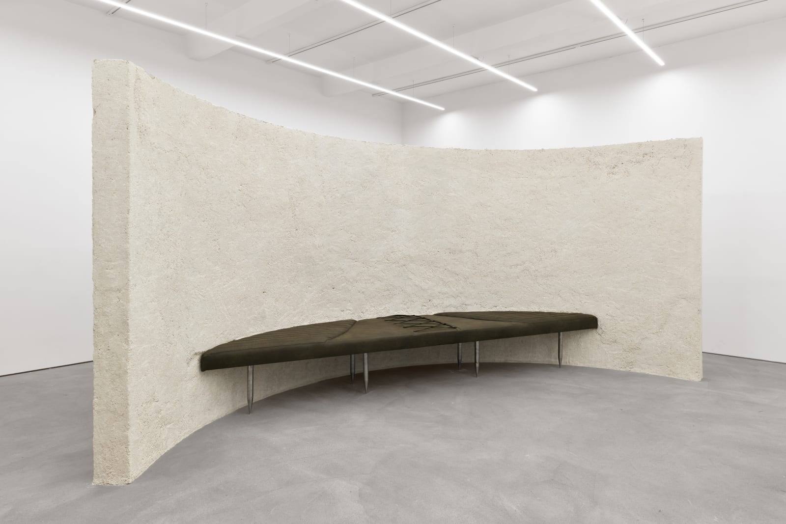 Klára Hosnedlová, Untitled (from the series Nest), 2020