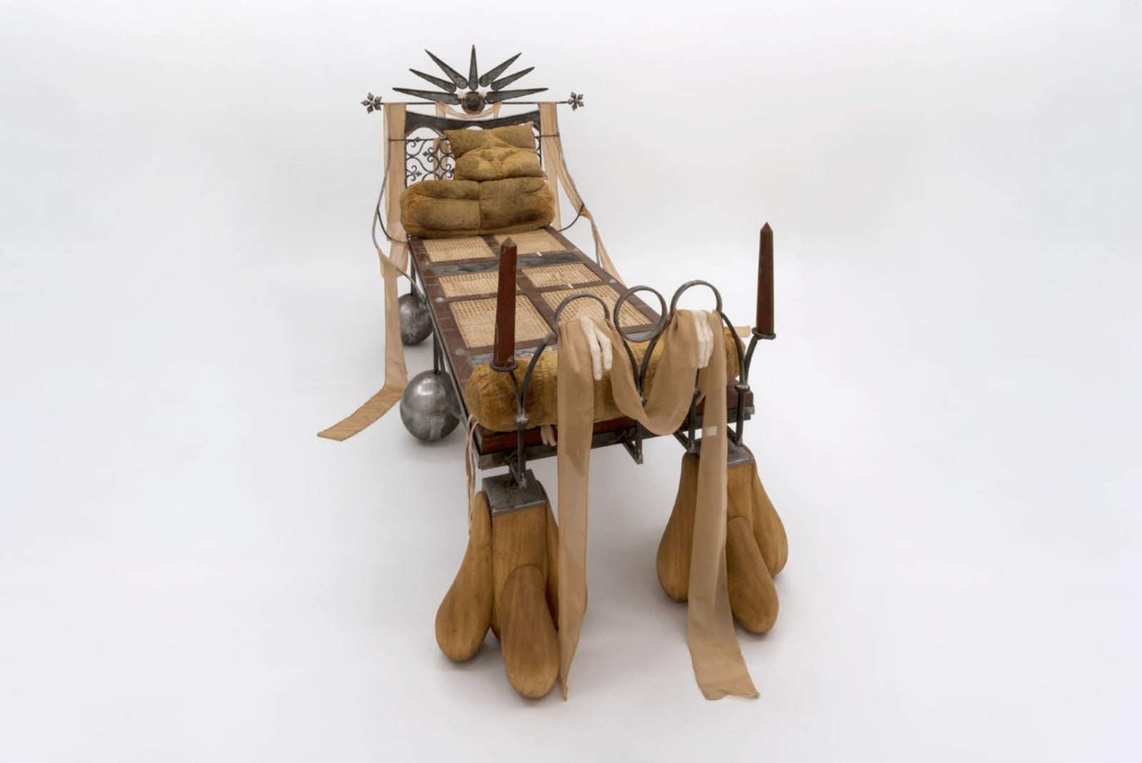 Nils Alix-Tabeling, Héligabale daybed, 2021