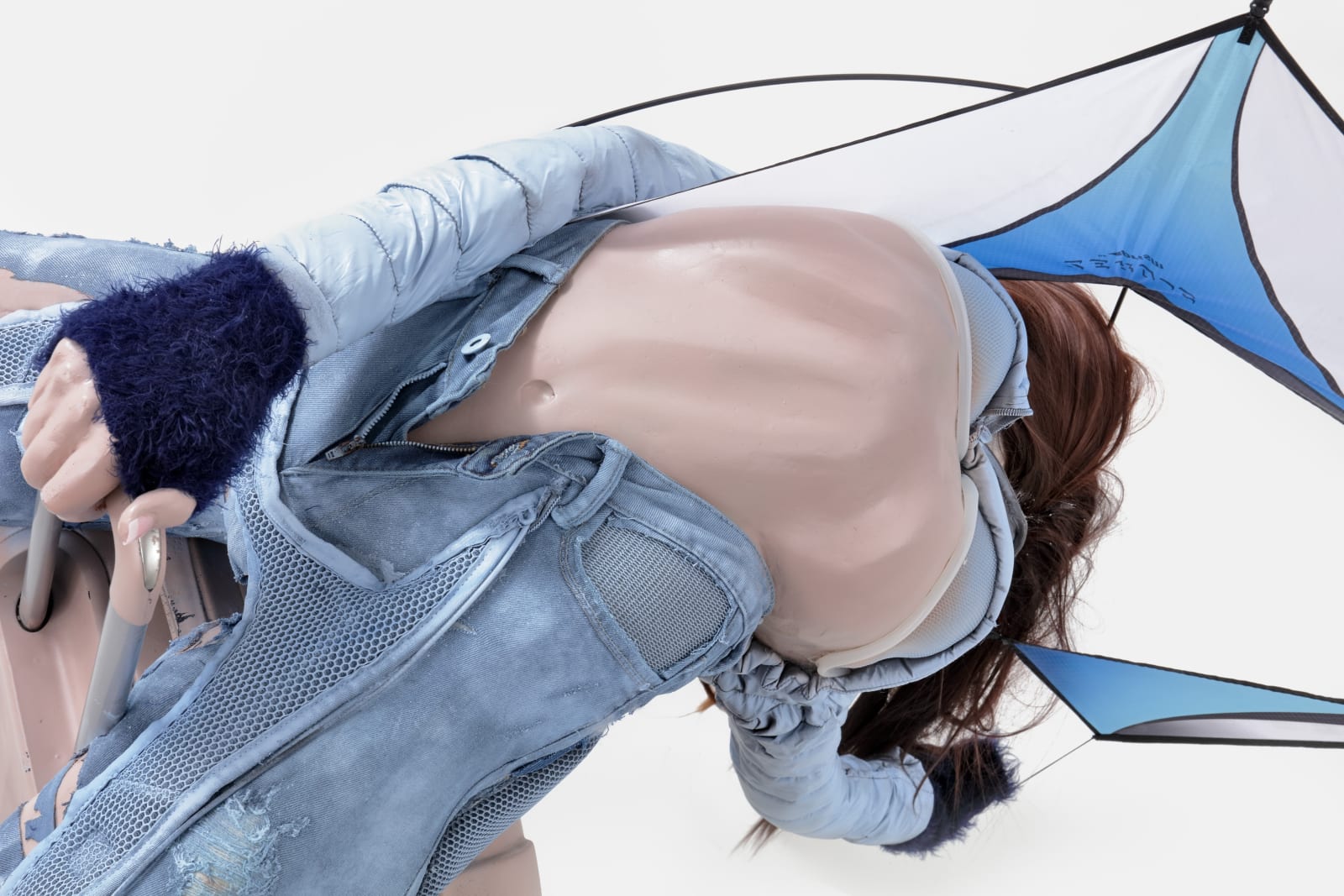 AU_Savage_#7_(zero_g)_2017_Detail3