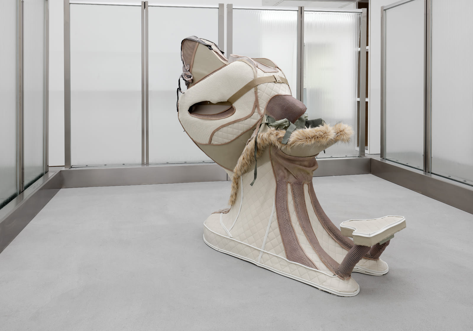 Anna Uddenberg, Pockets Obese, 2017