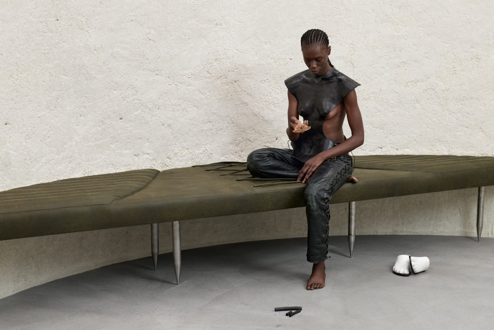 Klára Hosnedlová, Untitled (from the series Nest), 2020