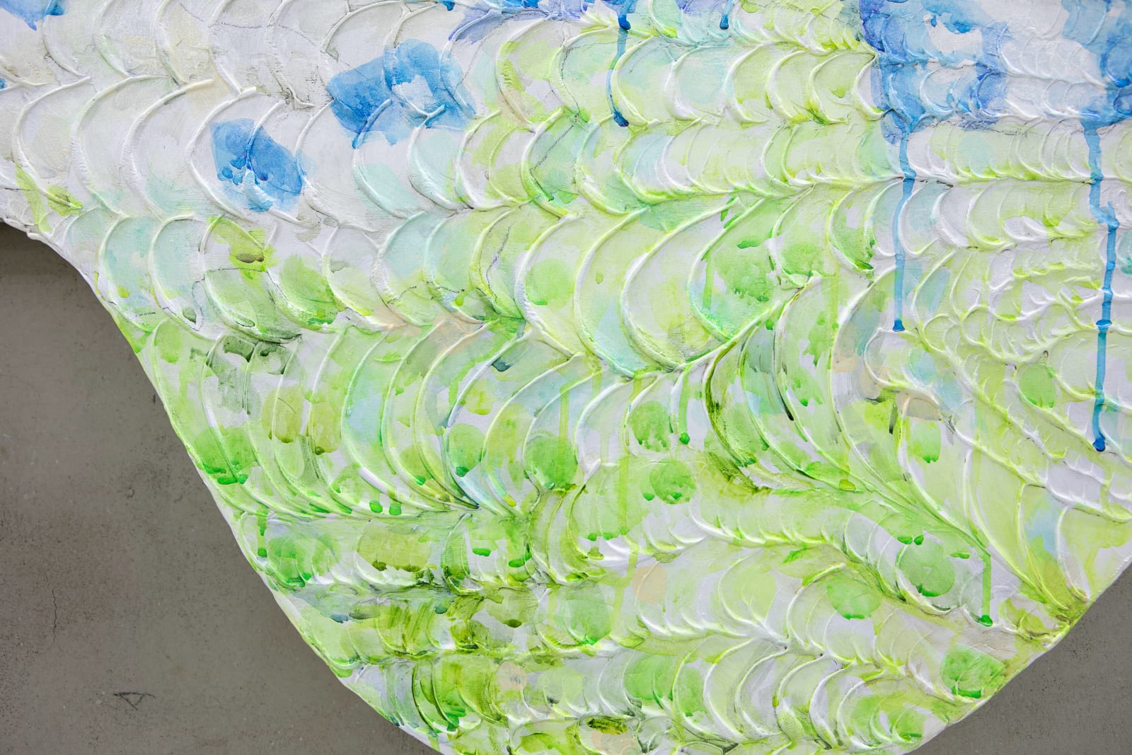 Guan Xiao, It is light as thistledown, compact, dreamy., 2020