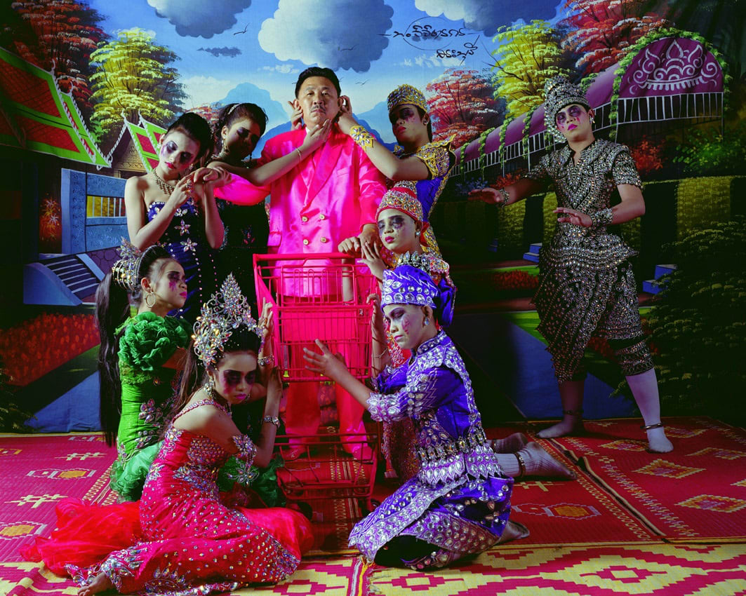 Manit Sriwanichpoom, Pink Man Opera 5. A blind man groping to see an elephant with his hands, 2009