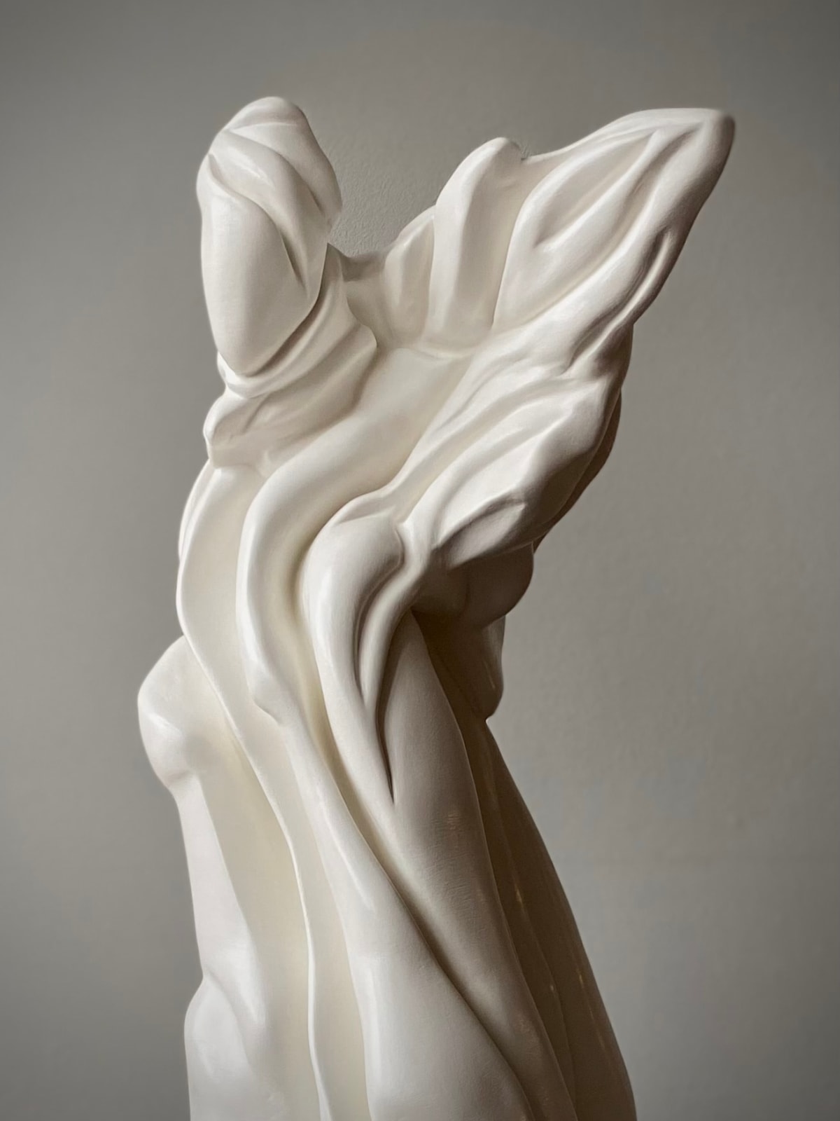 Richard Stone, portrait of icarus as a moon goddess, 2022
