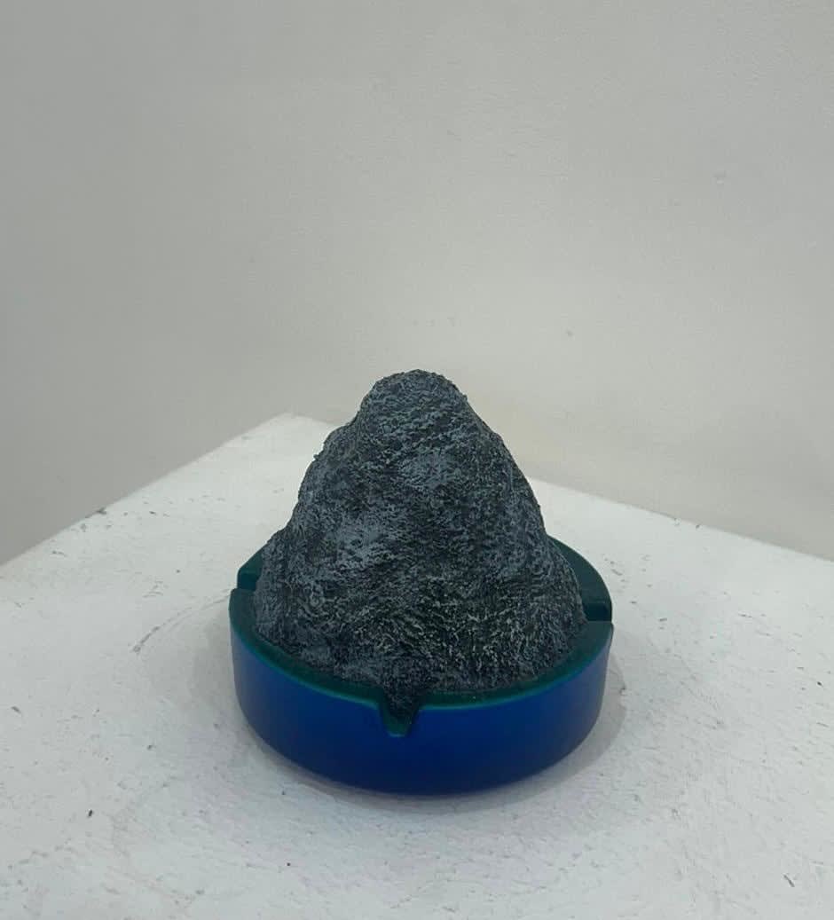 Jacob Bullen, Ashtray, 2023