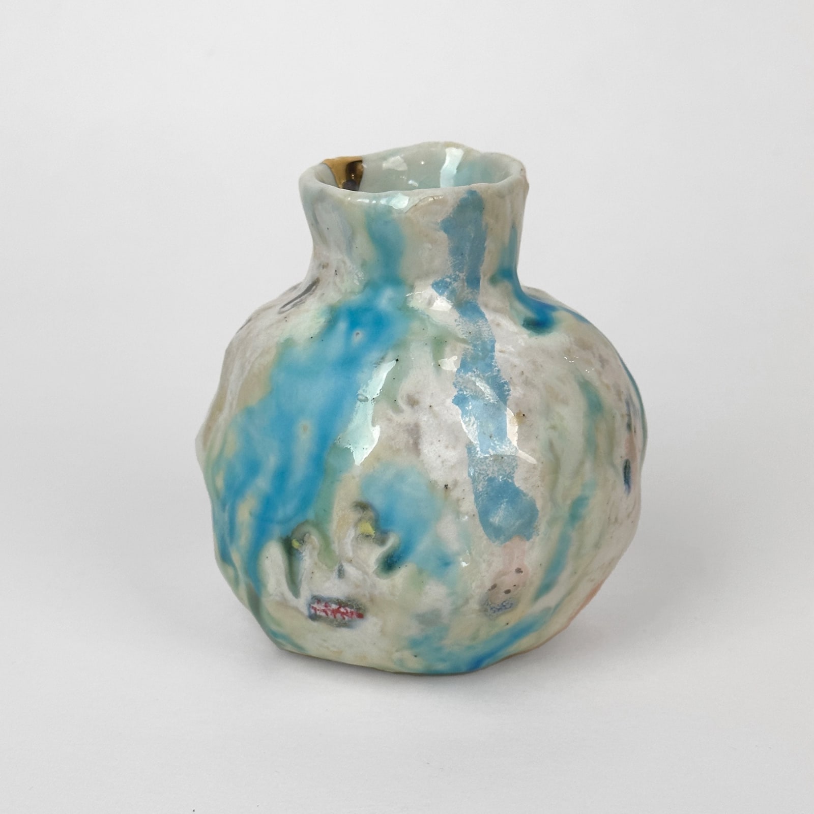 Rena Kudoh, Small Urn #2, 2022