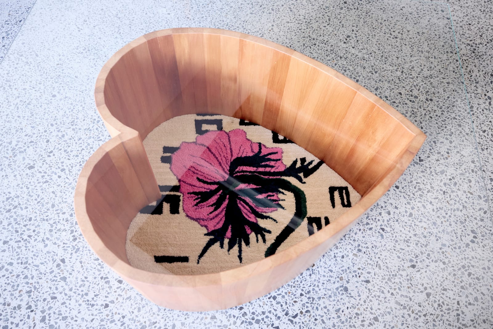 Claudia Kogachi + Josephine Jelicich, Heart table with poppy anemone rug, 2024