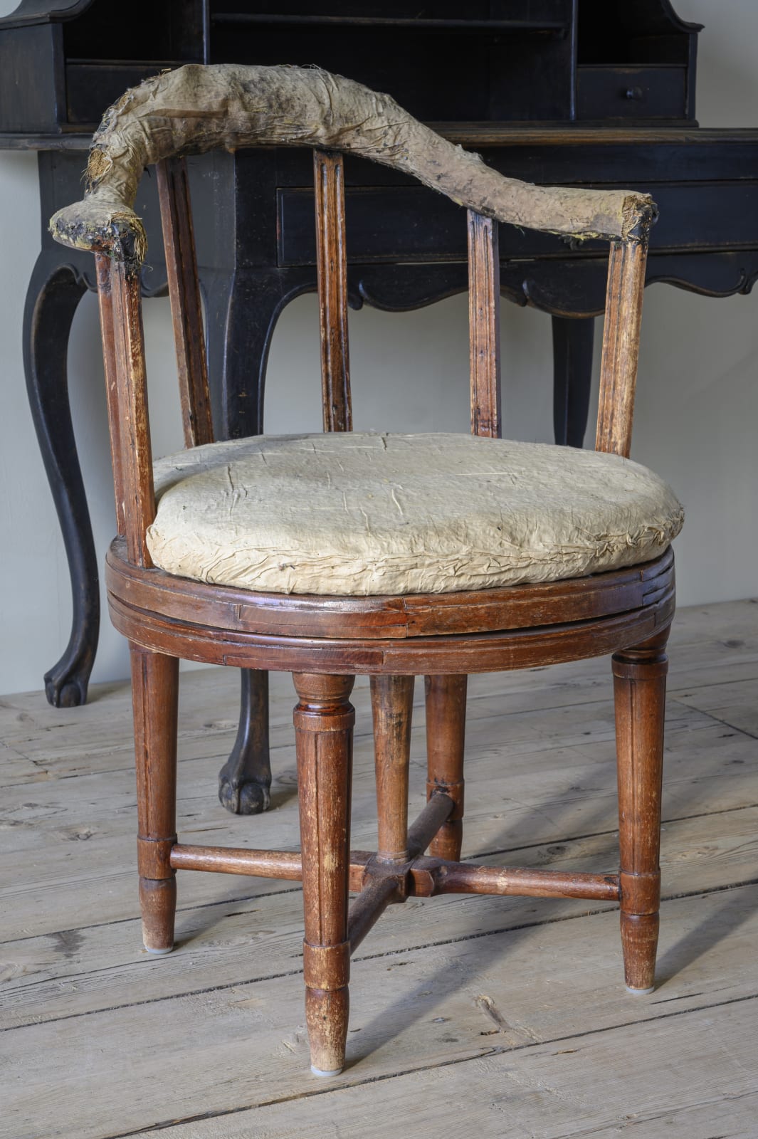 Gustavian Revolving Desk Chair,