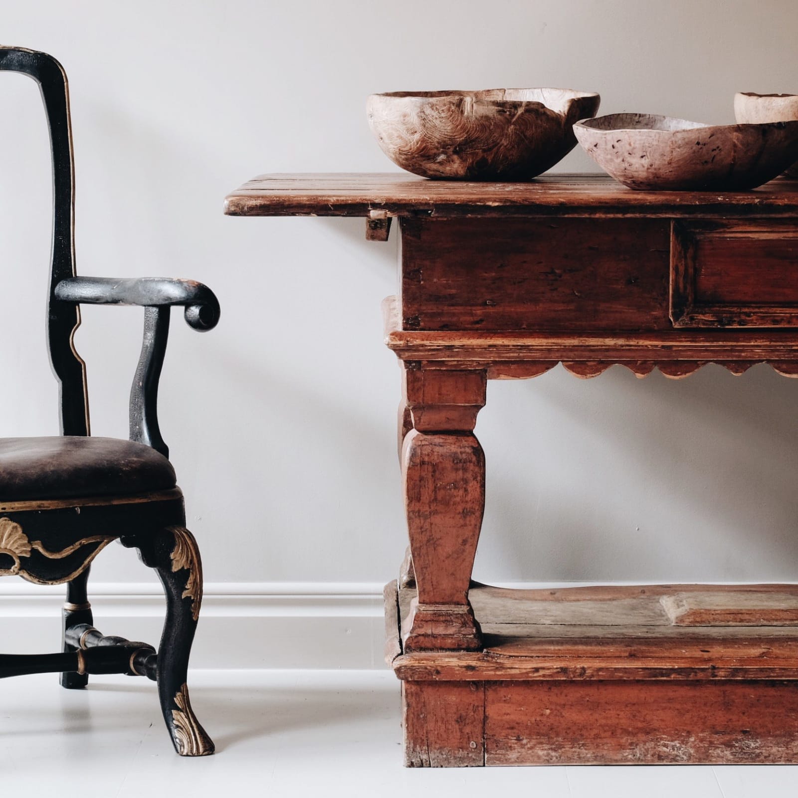 Baroque Table,