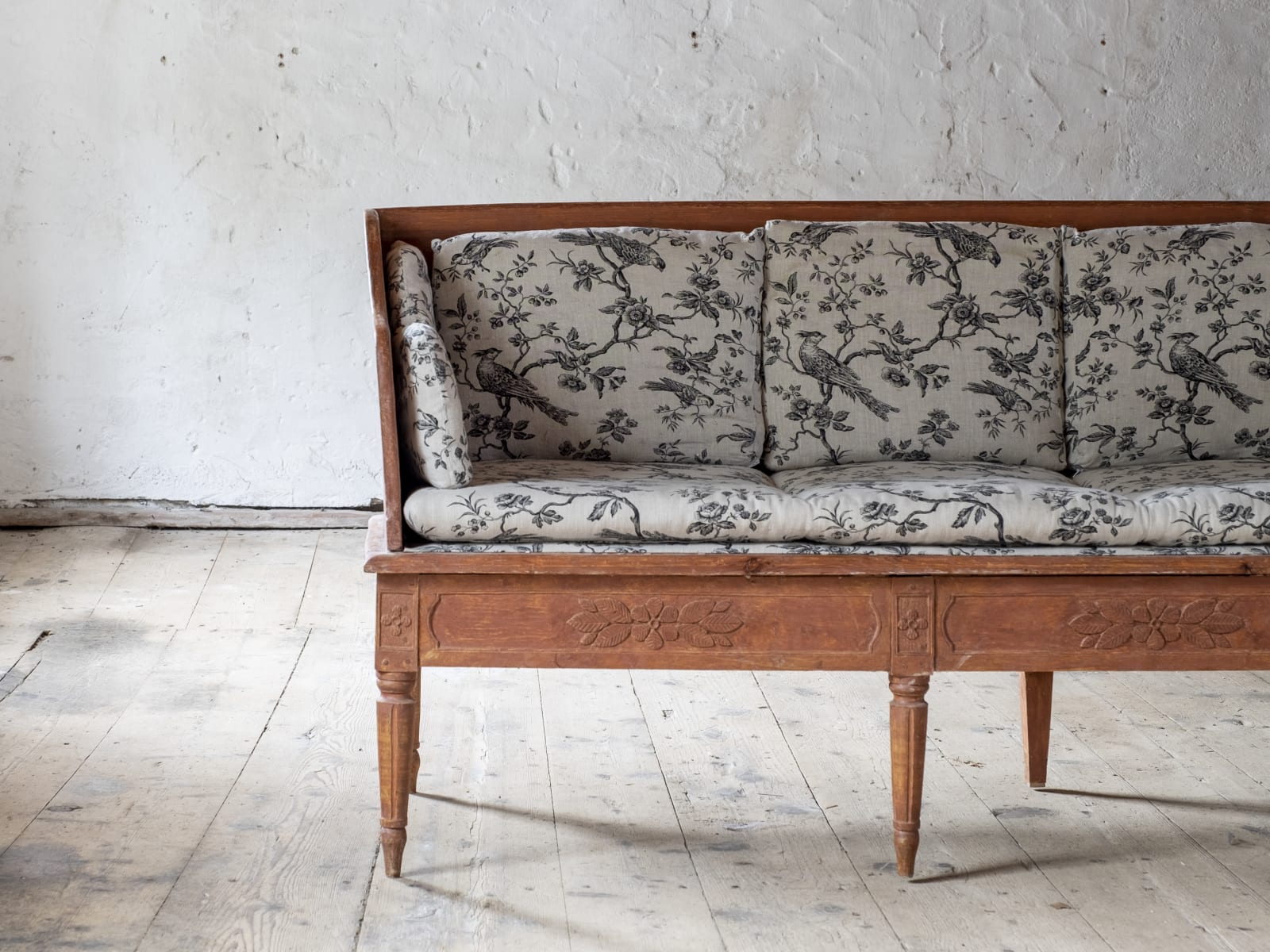 Gustavian Sofa,