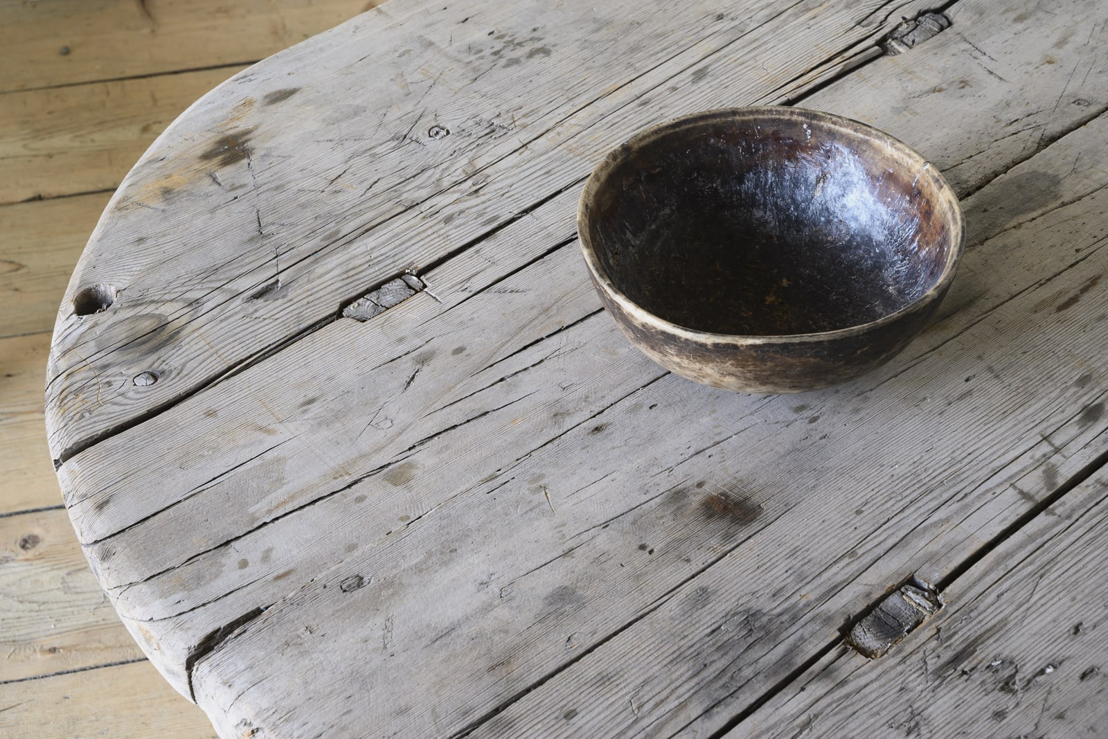 Provincial 'Hedna' Table,