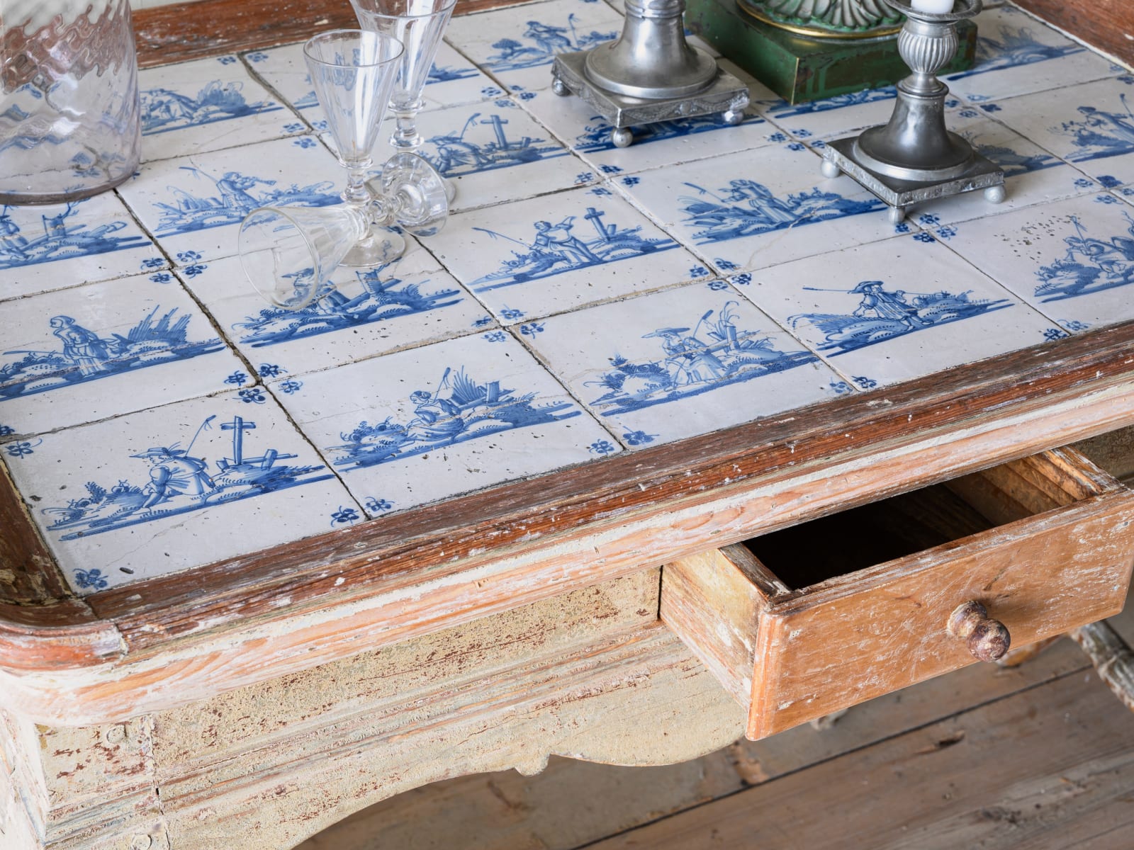 Rococo Tray Table,