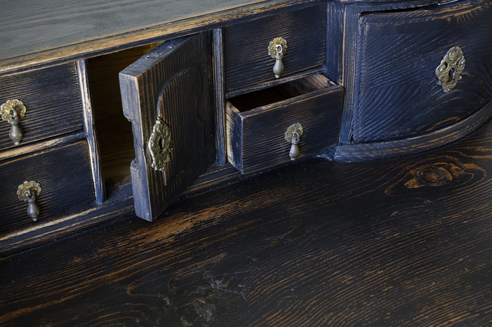 Rococo Desk,