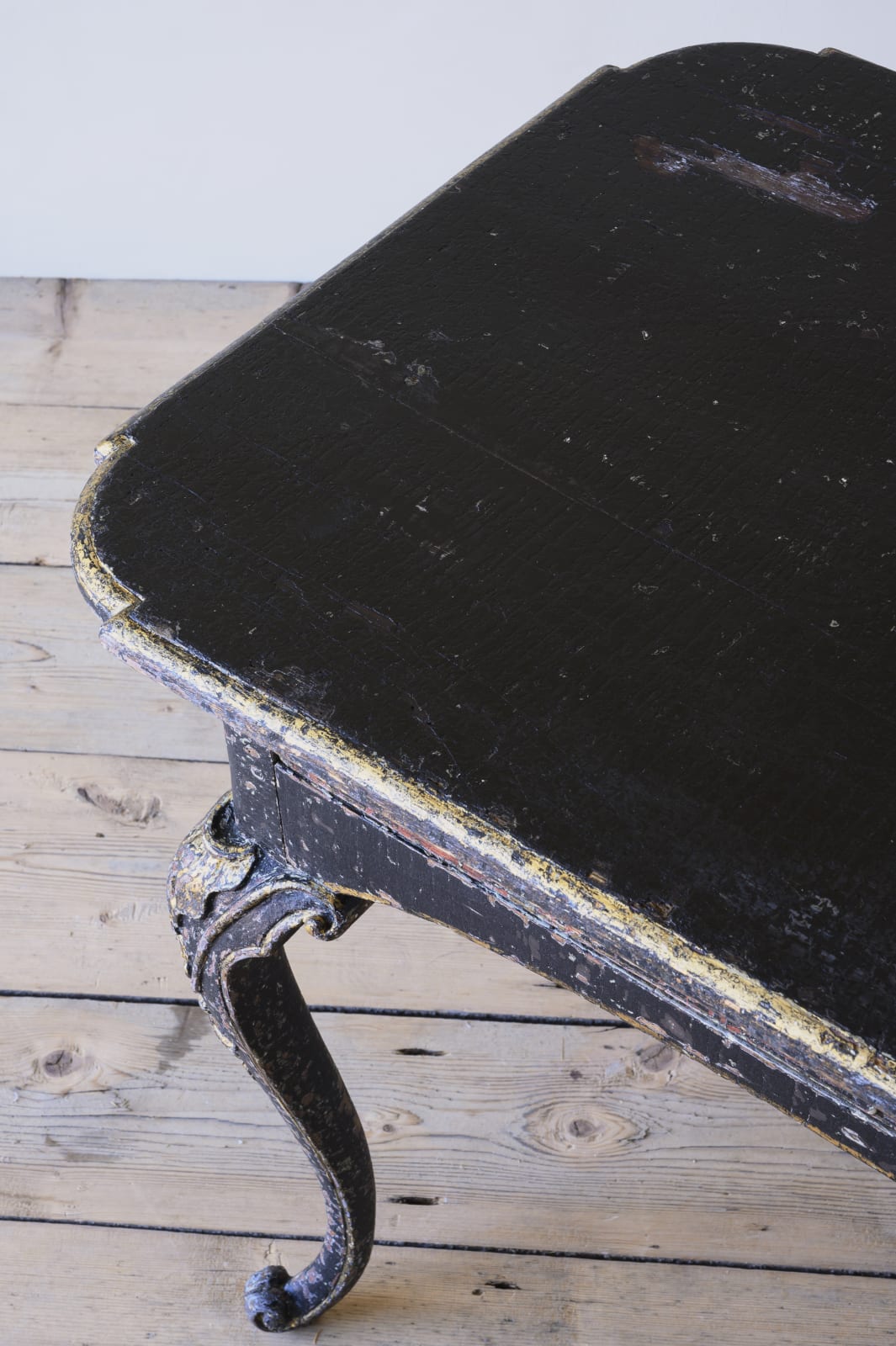 Baroque Table,