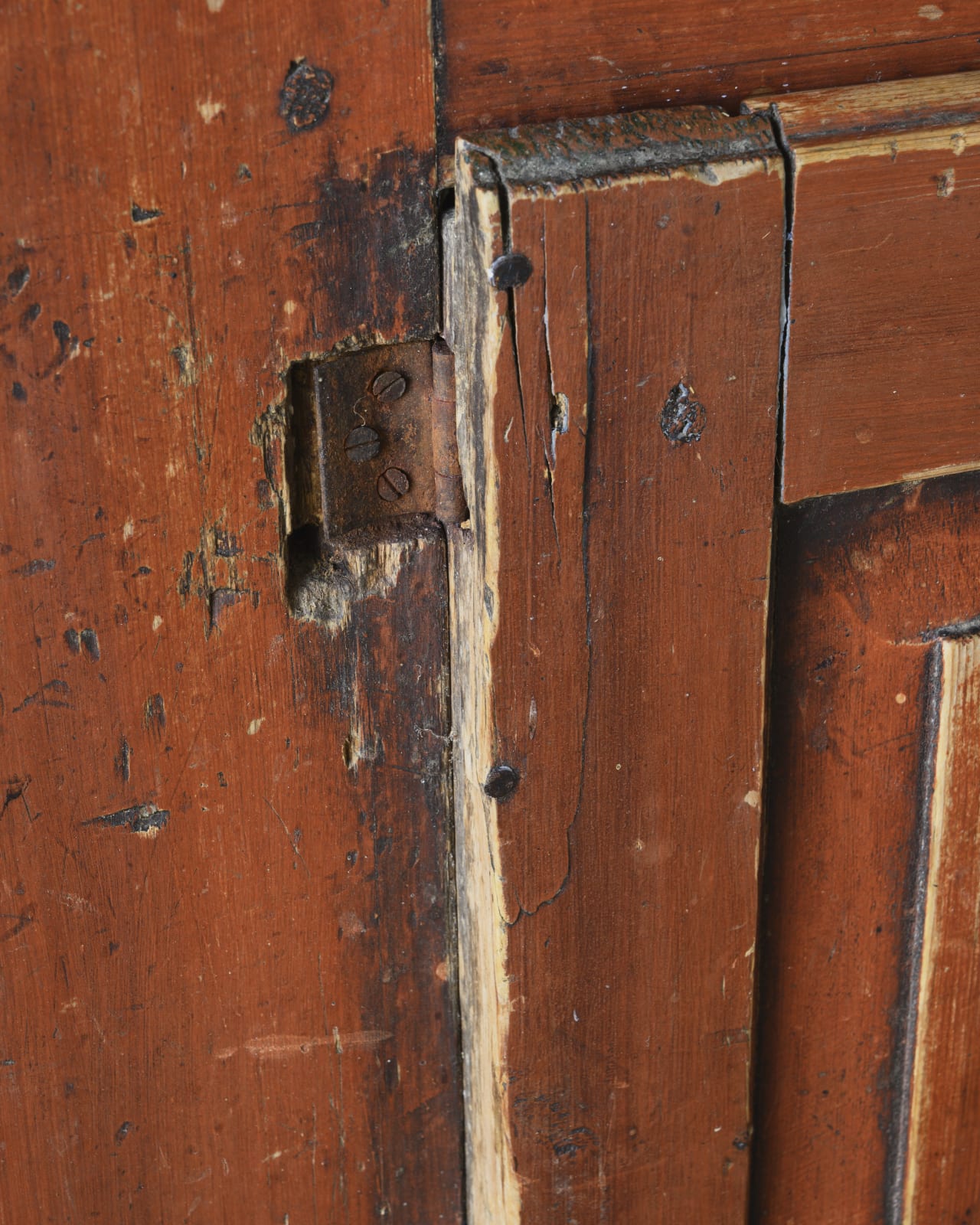 Gustavian Cabinet,