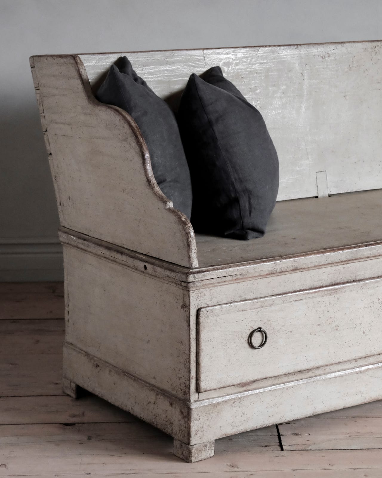 Gustavian Sofa,