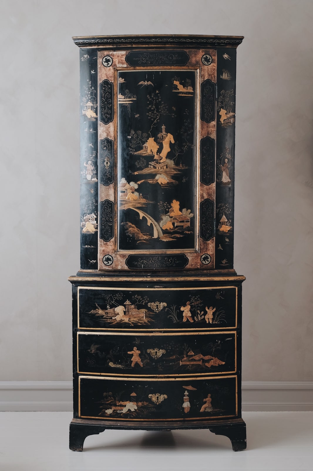 Baroque Corner Cabinet,