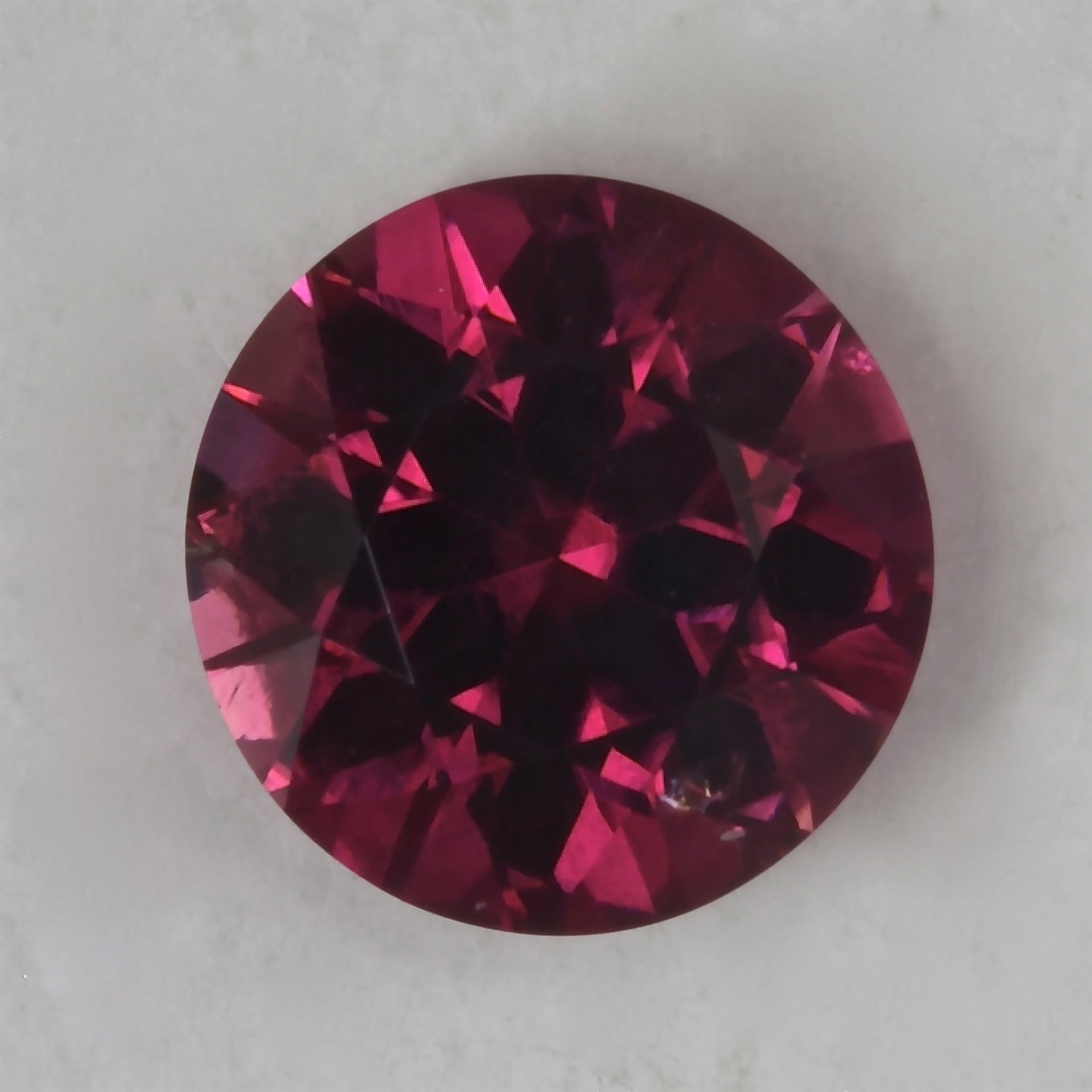 Pink round ,79 cts.