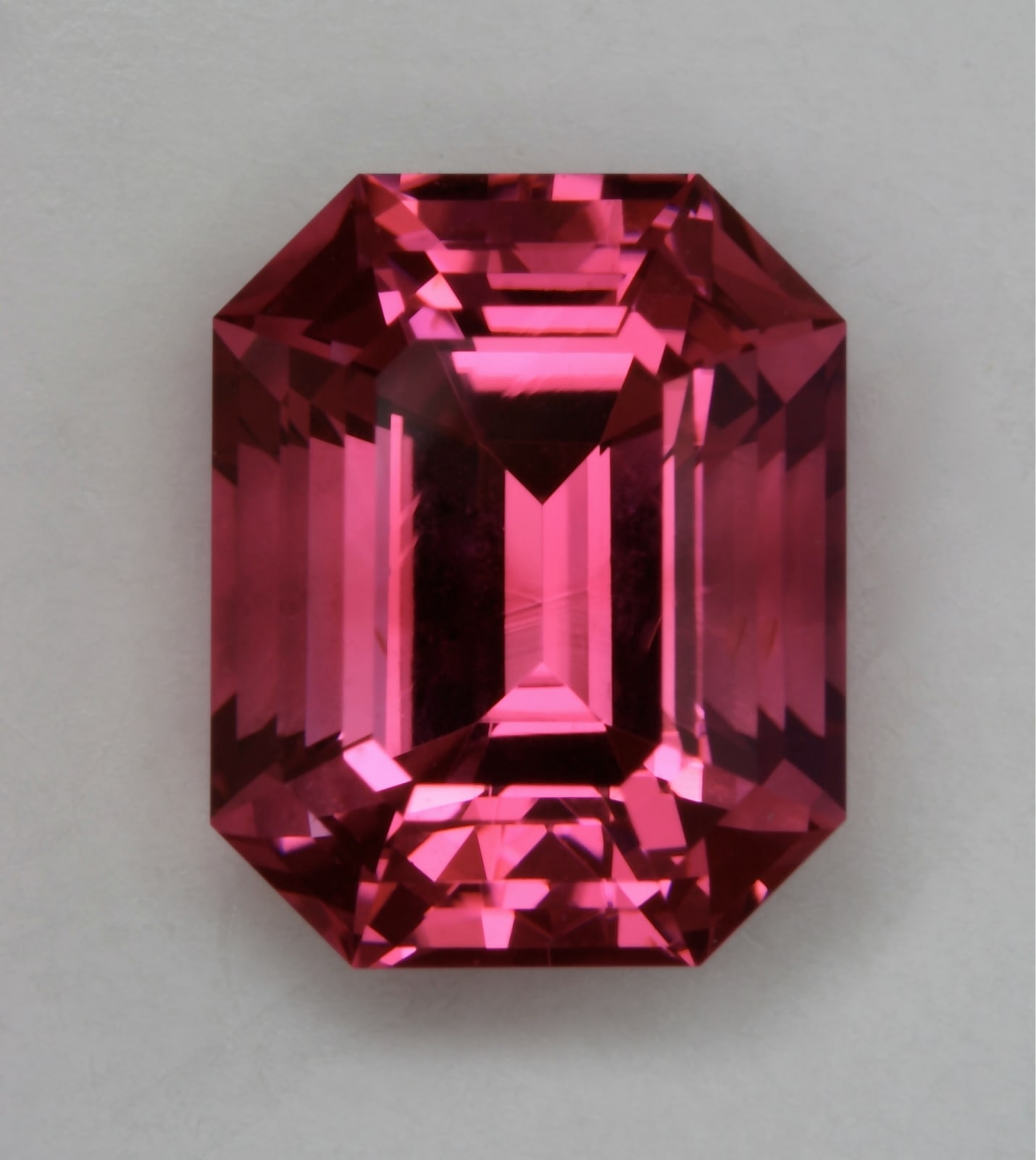 Pink Emerald Cut 4.02 ct