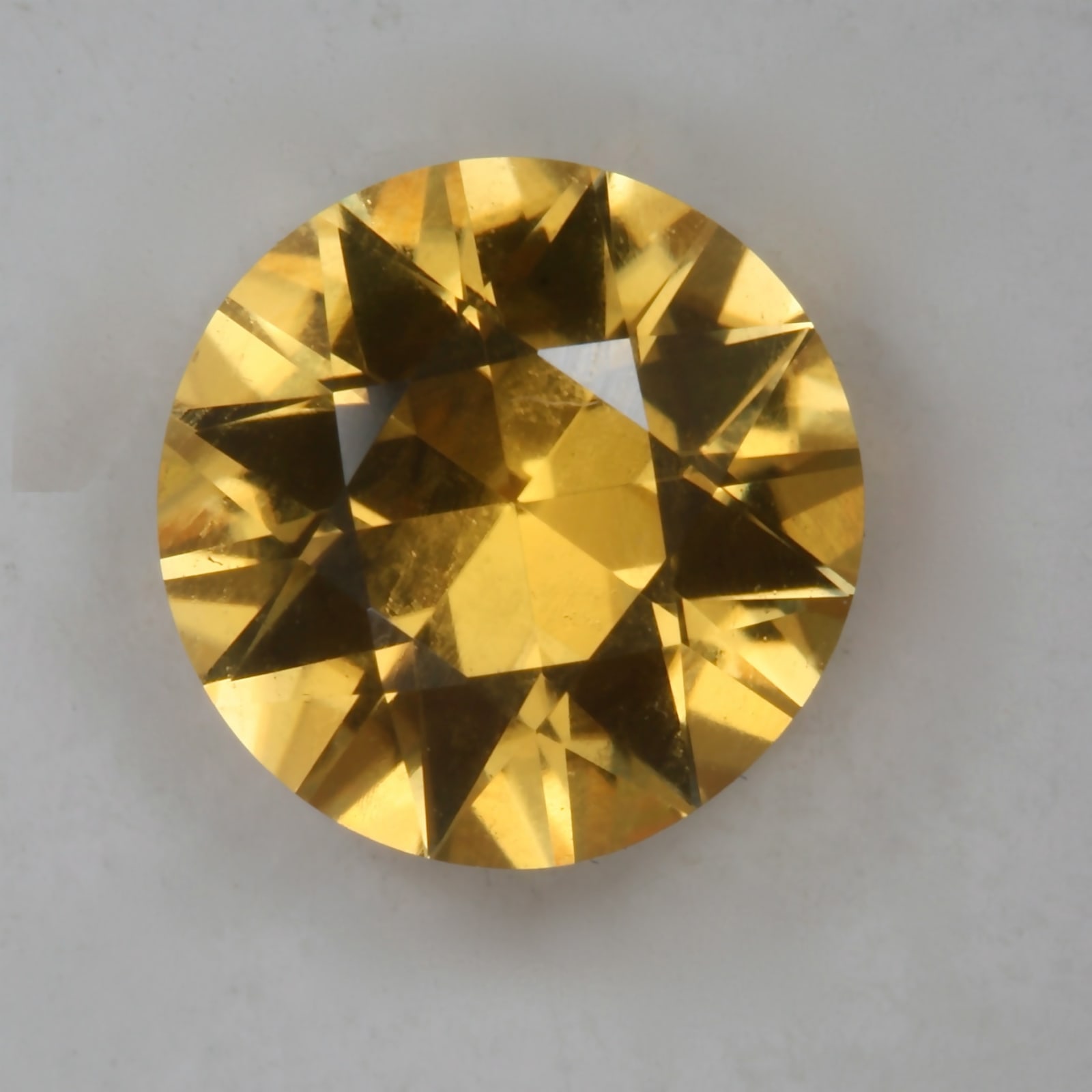 Golden Round 1.37 ct