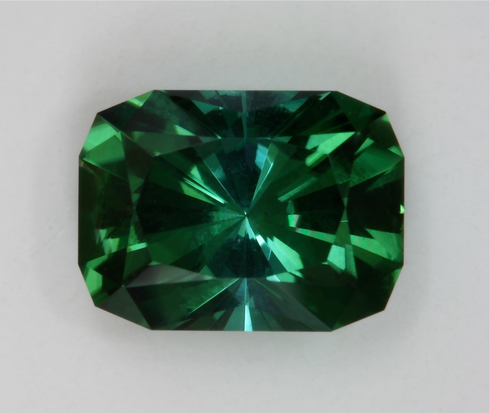 Blue Green Barion cut 2.22 ct