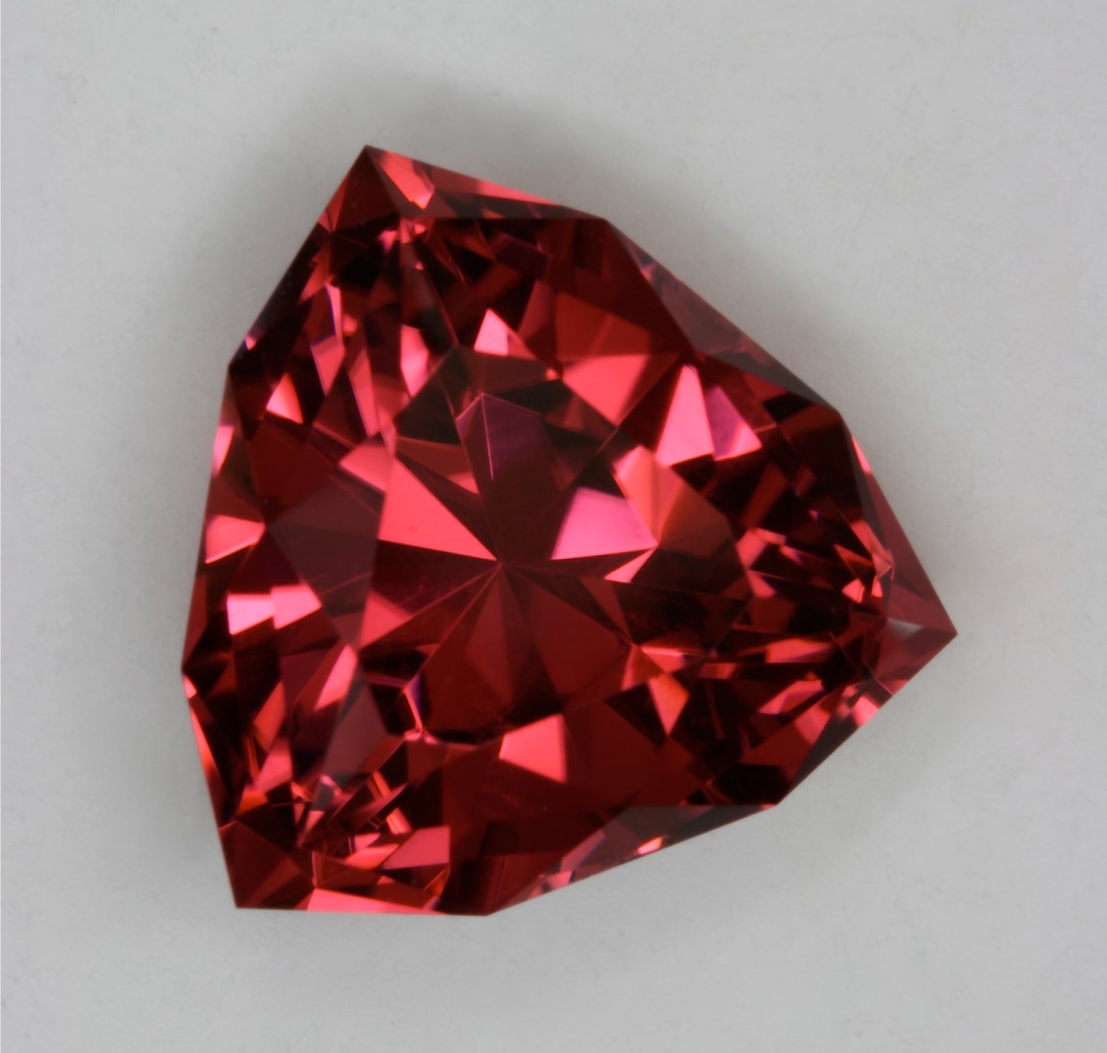 Pink Shield cut 6.00 ct