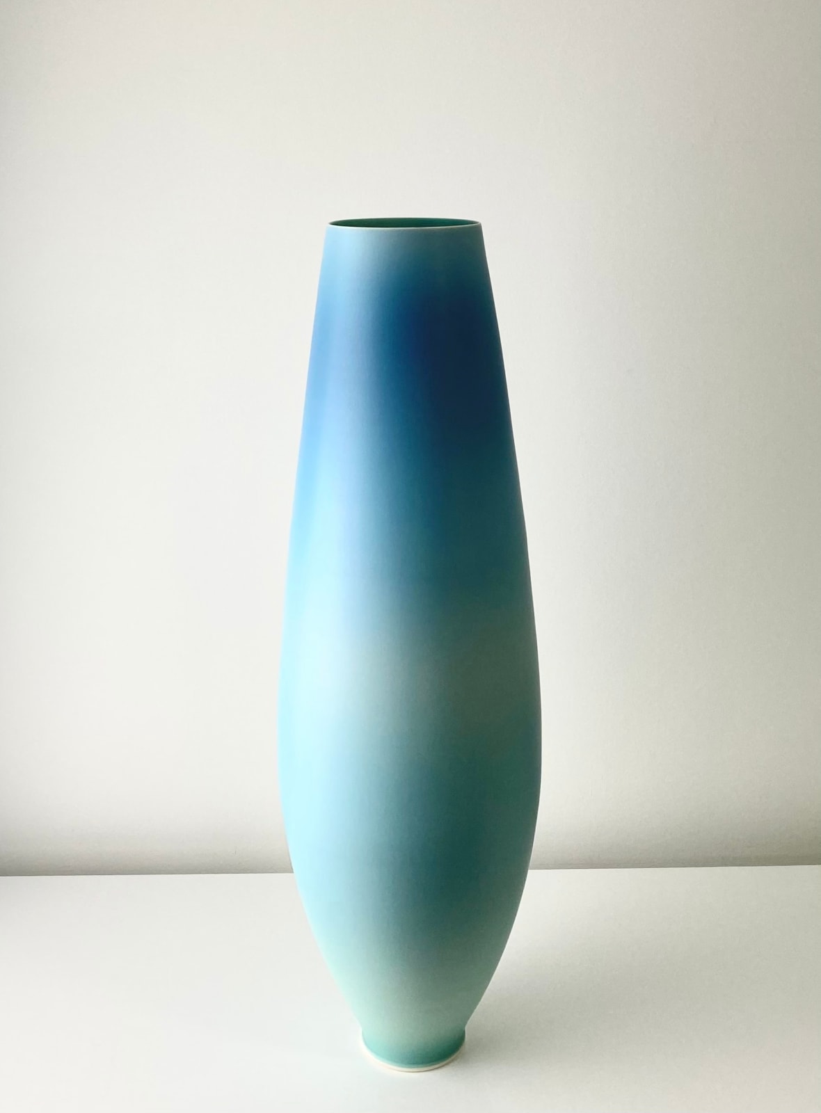 Anna Silverton, Porcelain Vase Coastal Gradation , 2025
