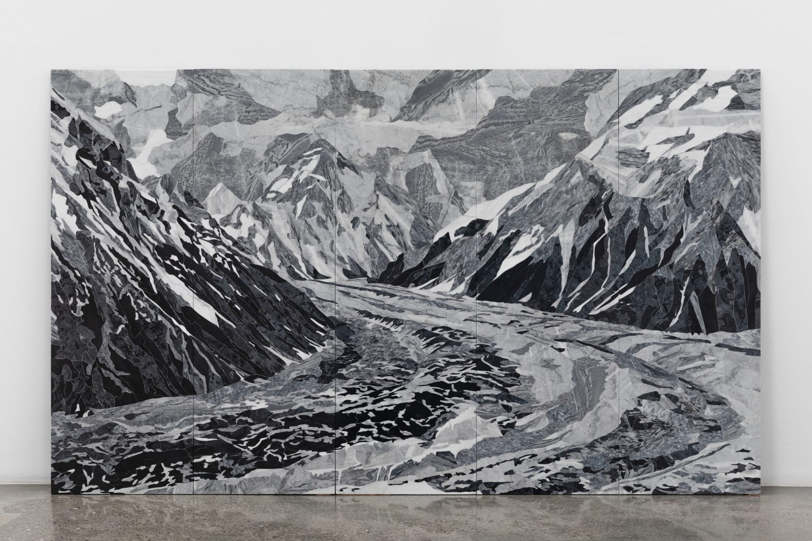 Hamra Abbas, Mountain 3, 2022