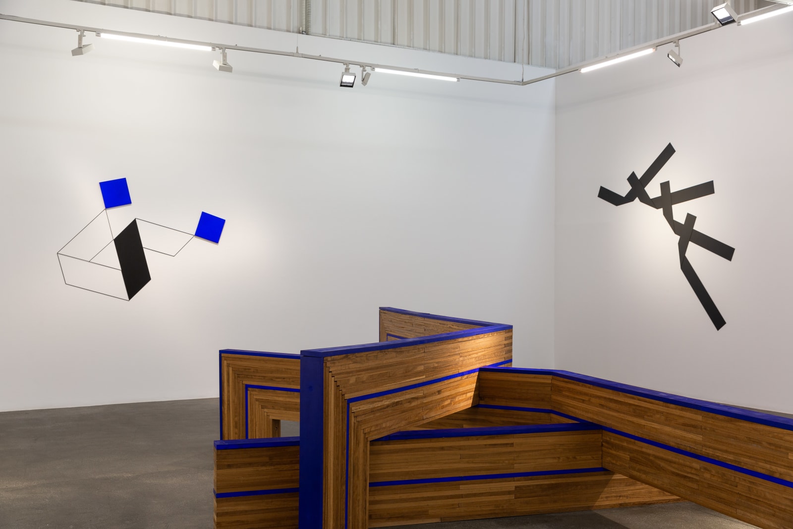 Mehdi Moutashar, Quatres Plis à 120° (Four Folds at 120°), 2012