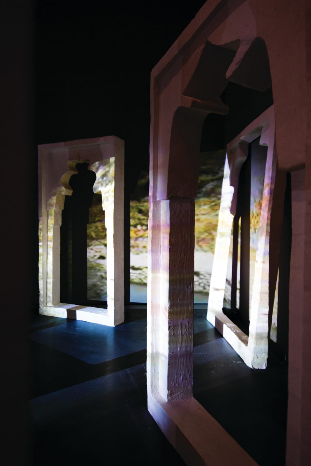 Rand Abdul Jabbar, ...and the river washing its feet, 2019