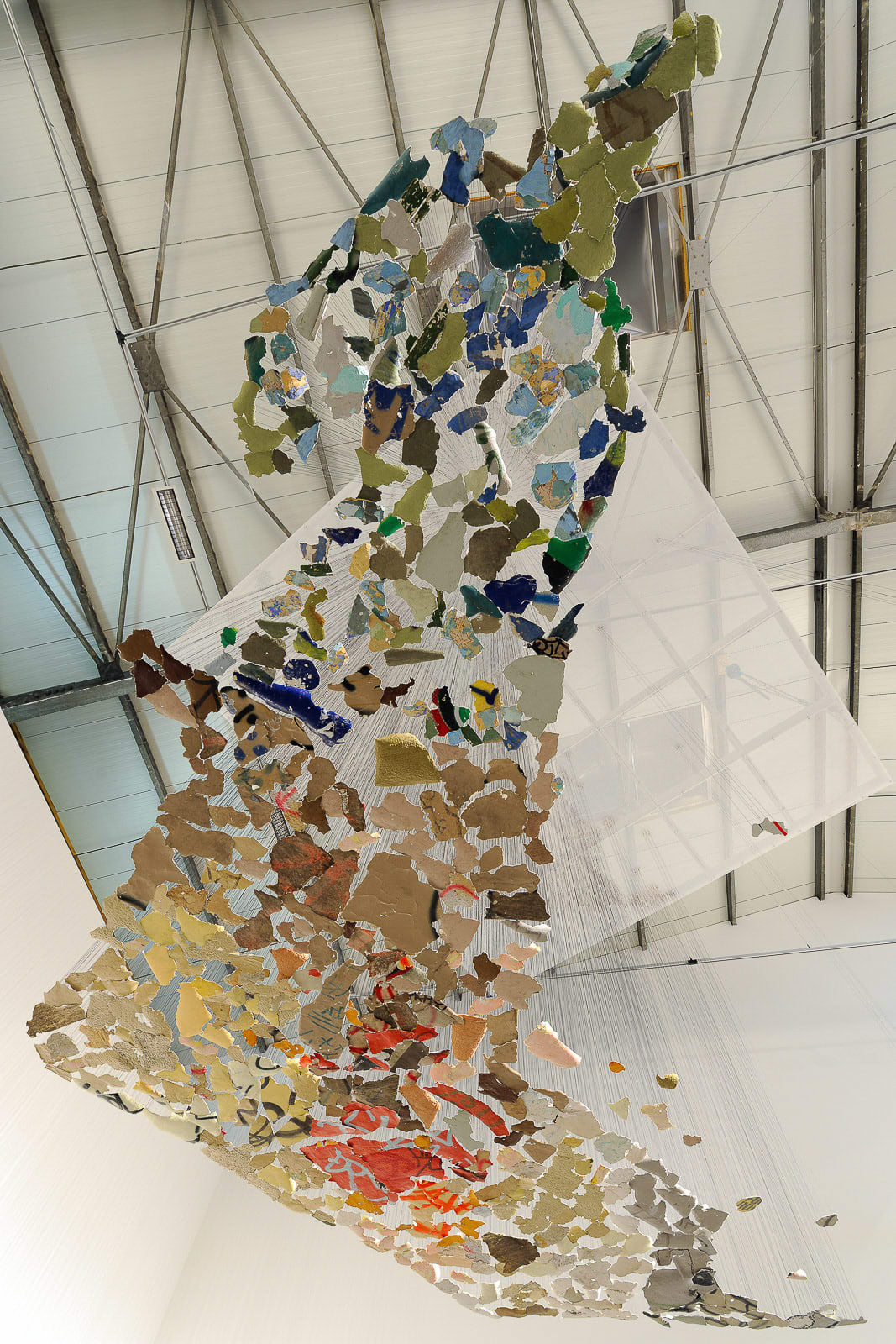Nadia Kaabi-Linke, Under Standing Over Views, 2009