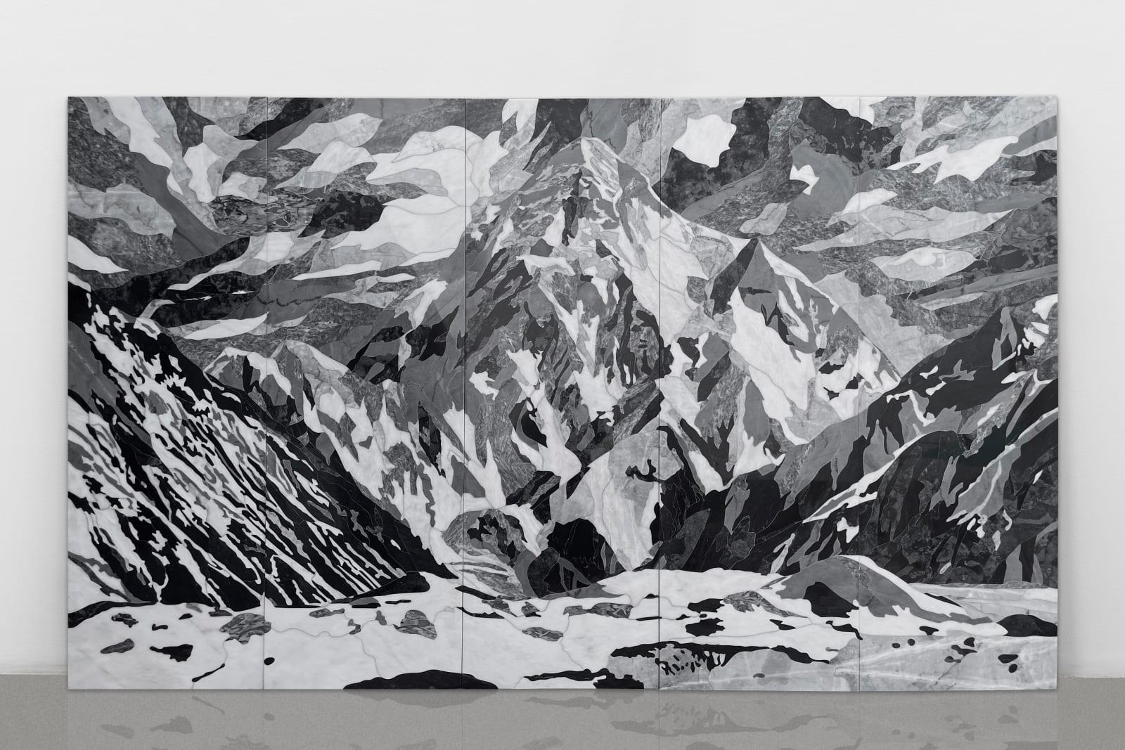 Hamra Abbas, Mountain 6, 2023