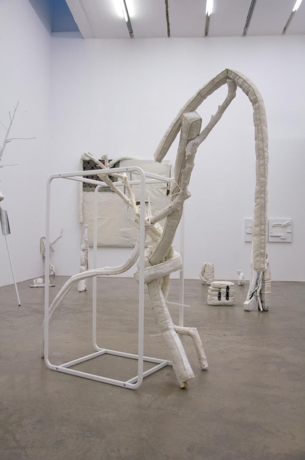 Huang Shuofei 黄朔菲, White No.17 白色 No.17 , 2018