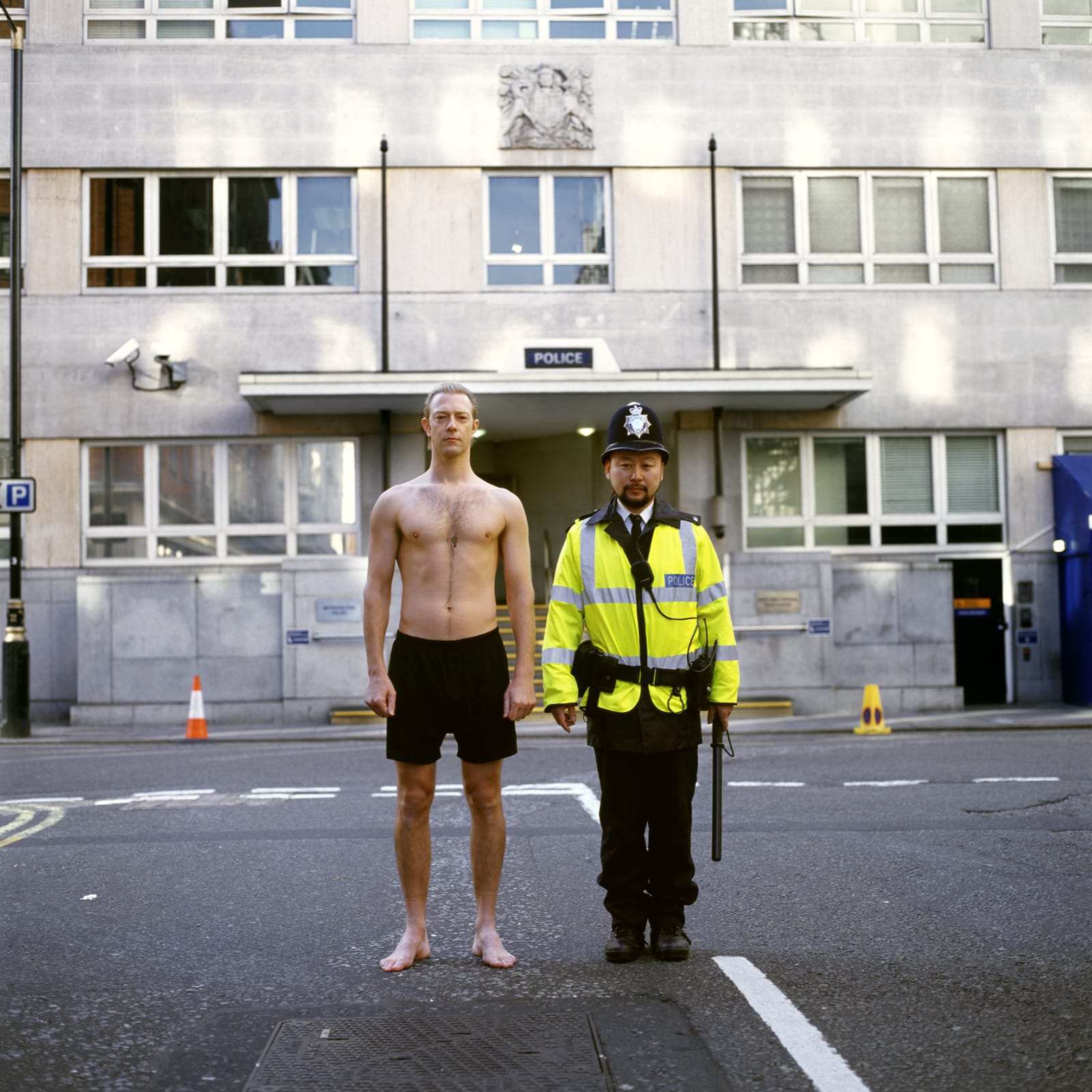 Cang Xin 蒼鑫, Identity Exchange Series: London - Policeman, 2006