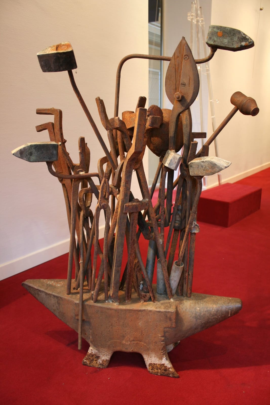 Arman, Le Bouquet du Forgeron, 1990