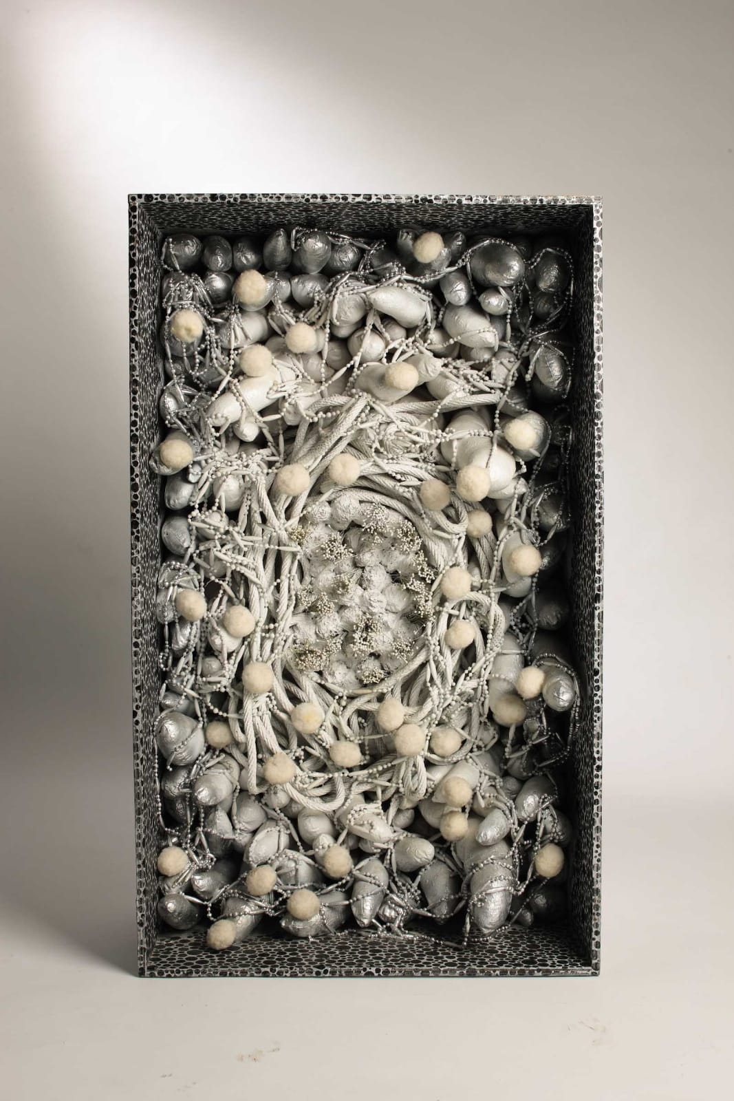 Yayoi Kusama, Increment in The Spring, 1986